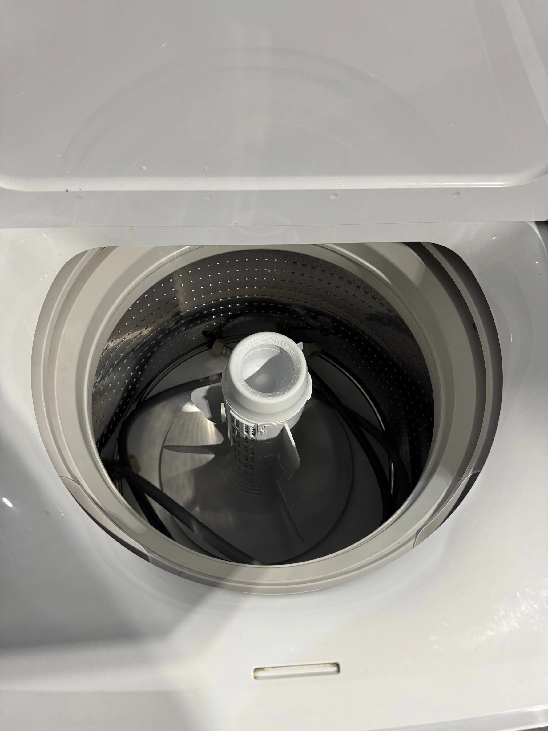 Refurbished fisher and Paykel 8kg washing machine