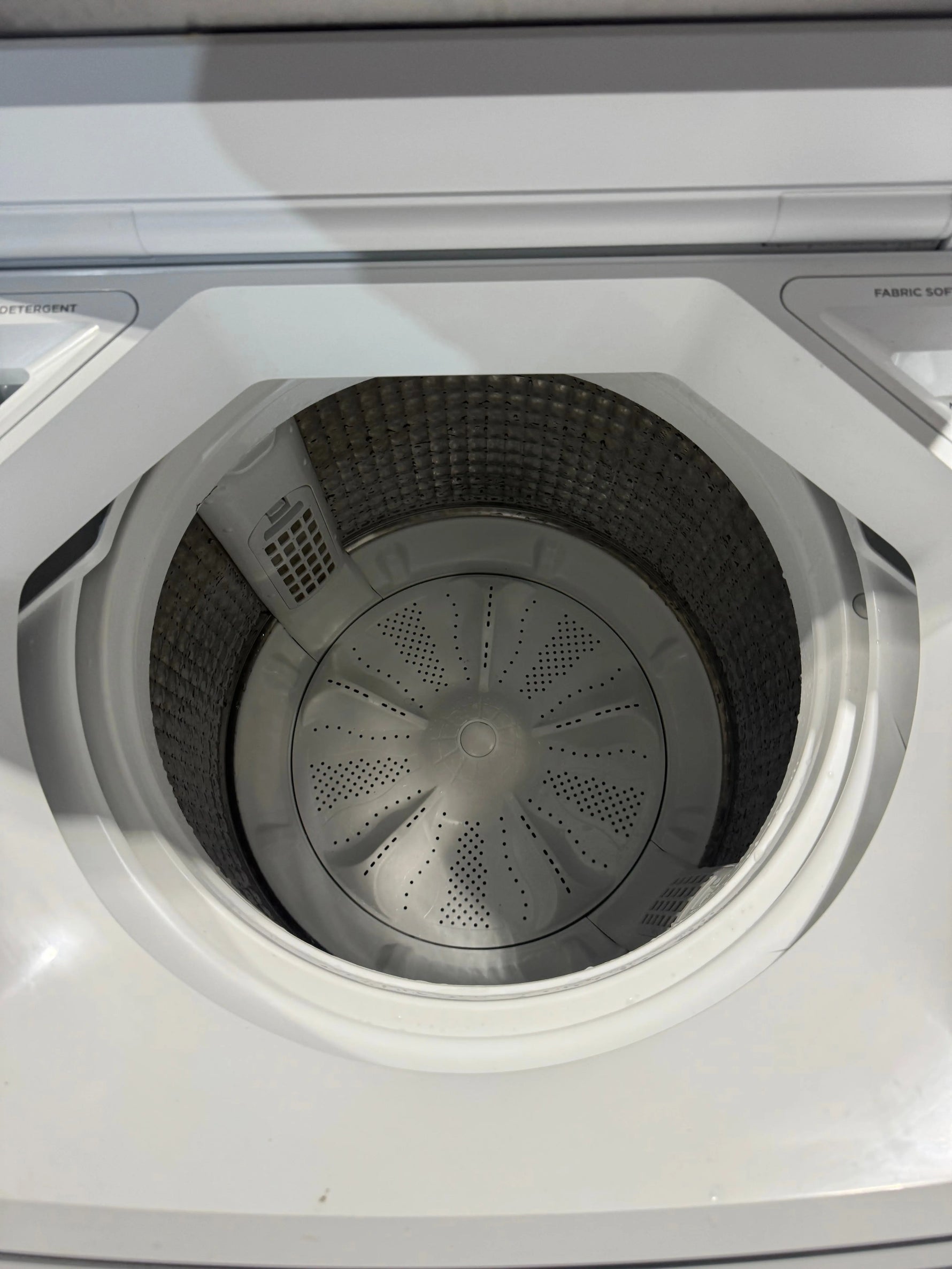 Refurbished fisher and Paykel 8kg washing machine