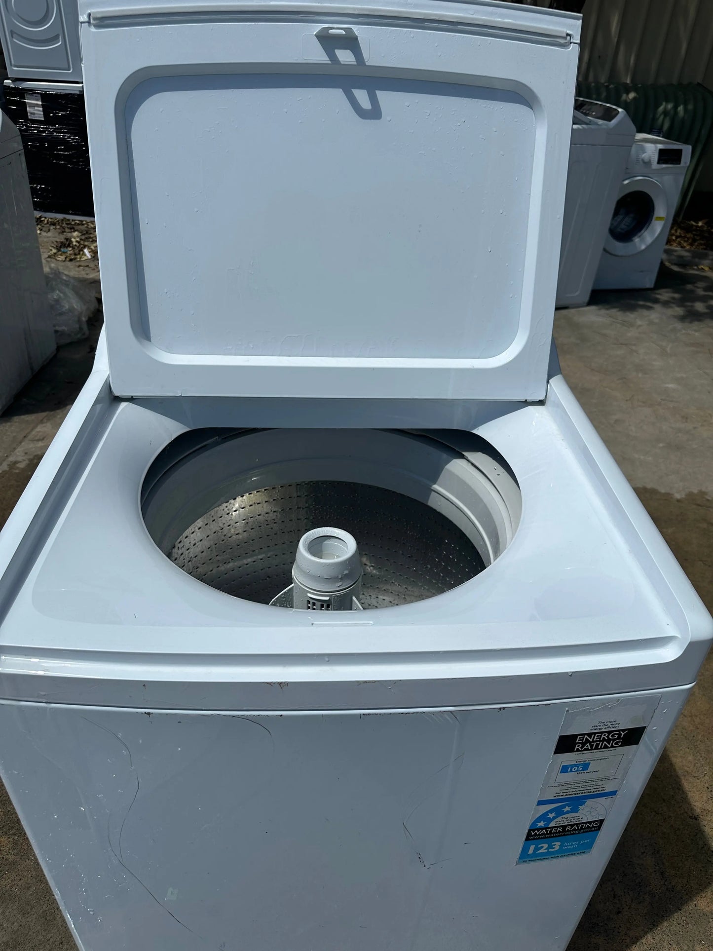 Refurbished fisher and paykel 10 kg washing machine | BRISBANE