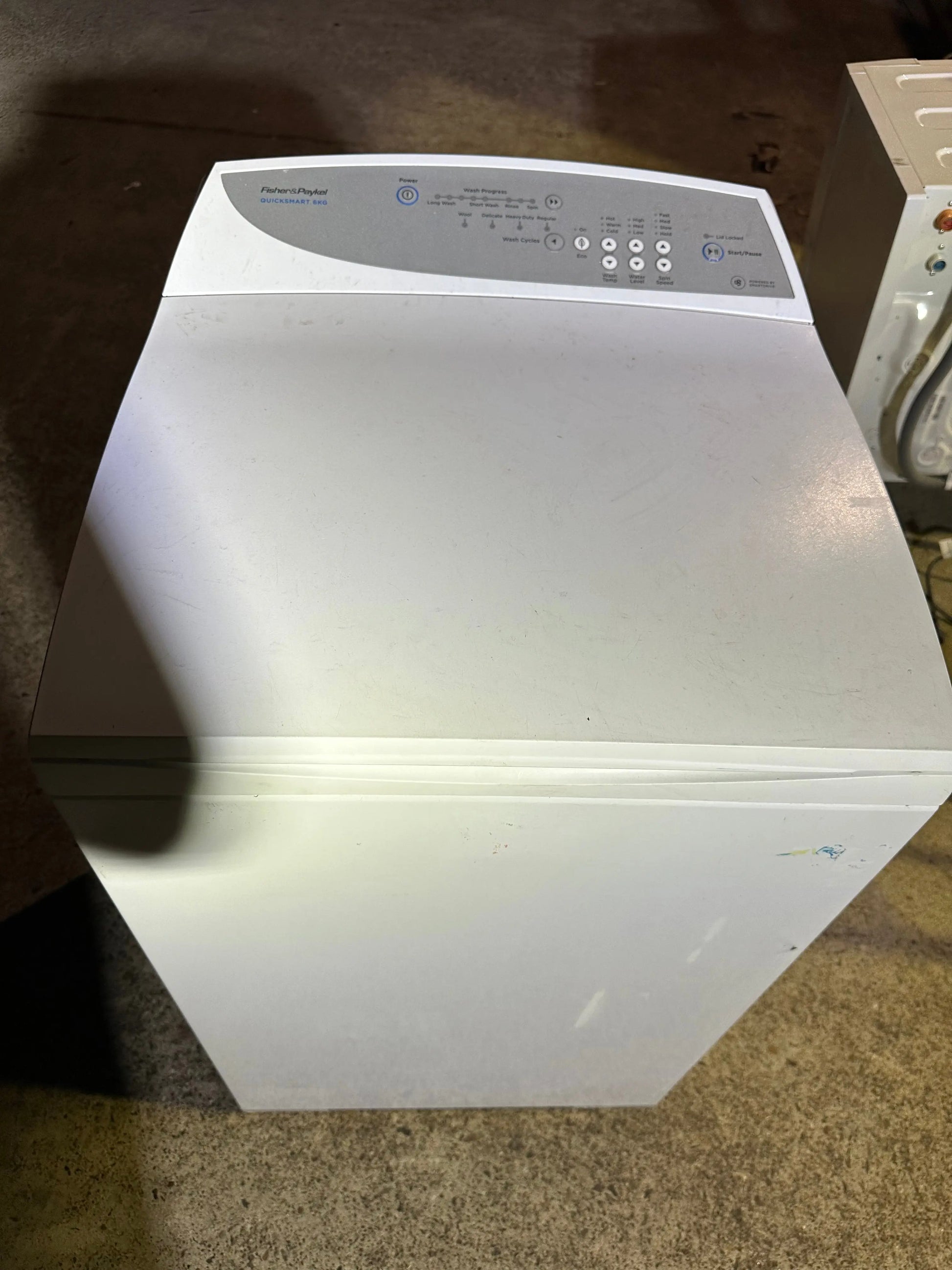 Refurbished fisher and paykel 5.5 Kgs washing machine | BRISBANE