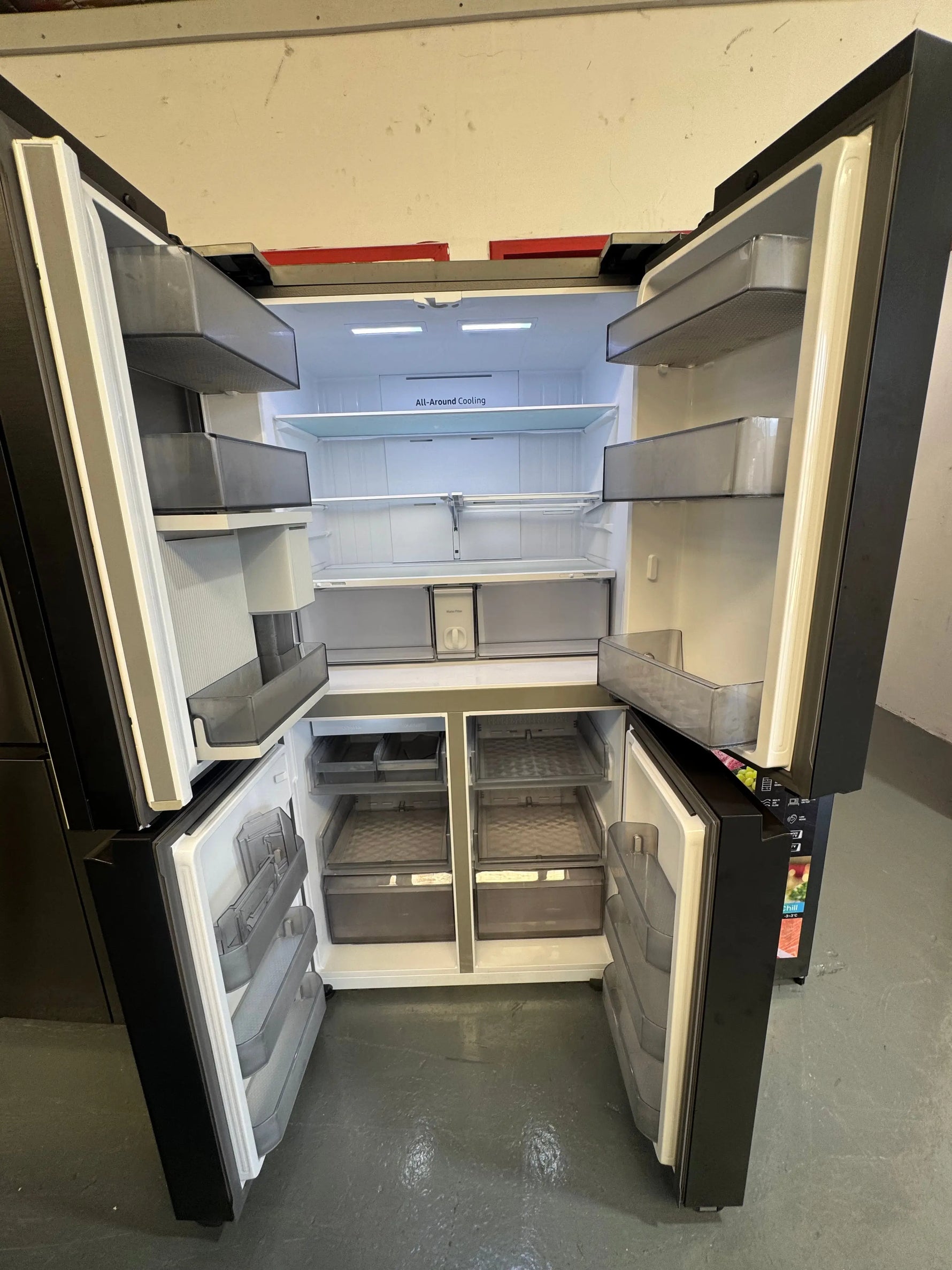 SAMSUNG 648L BESPOKE COTTA WHITE FRENCH DOOR REFRIGERATOR WITH INTERNAL BEVERAGE CENTRE™ SRFX7600W | SYDNEY
