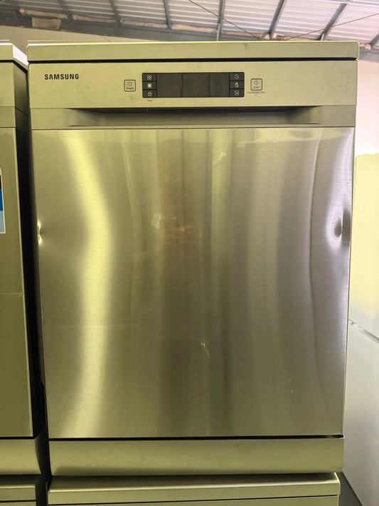 Samsung 14 place setting dishwasher | BRISBANE