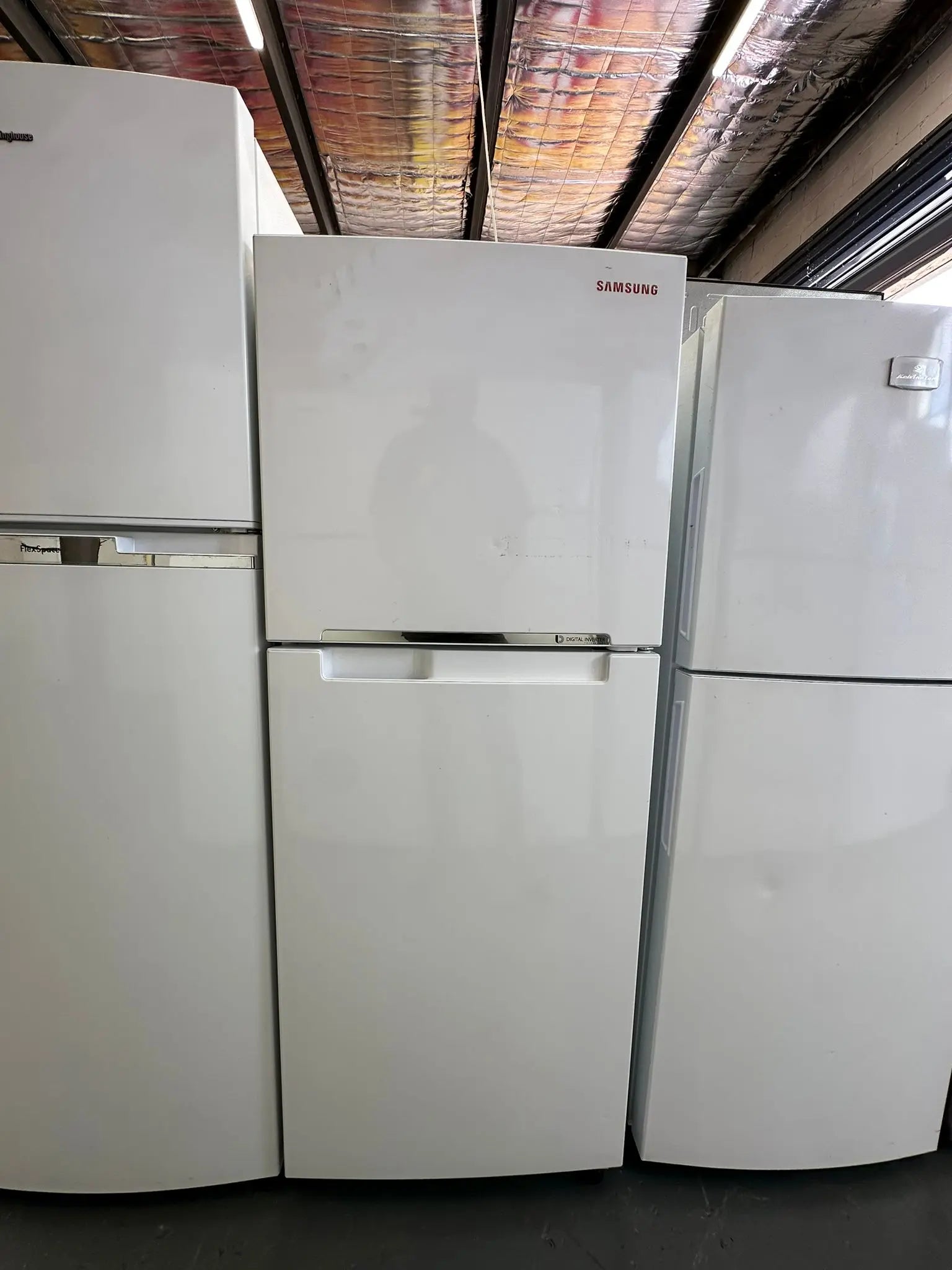 Samsung 228L Refrigerator - Refurbished | SYDNEY