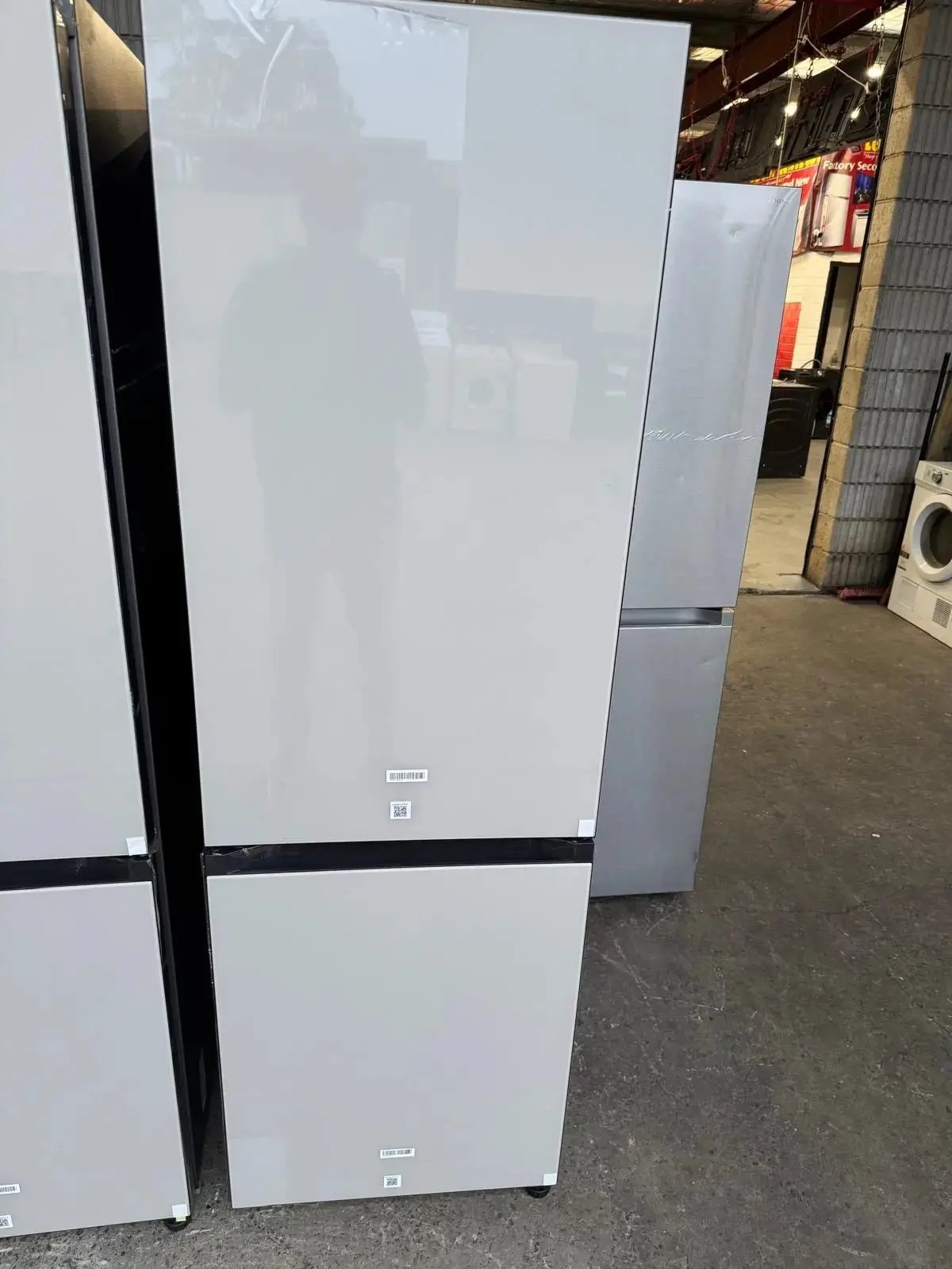 Samsung 339L Top Mount Fridge – Factory Seconds | SRLX4100N | MELBOURNE