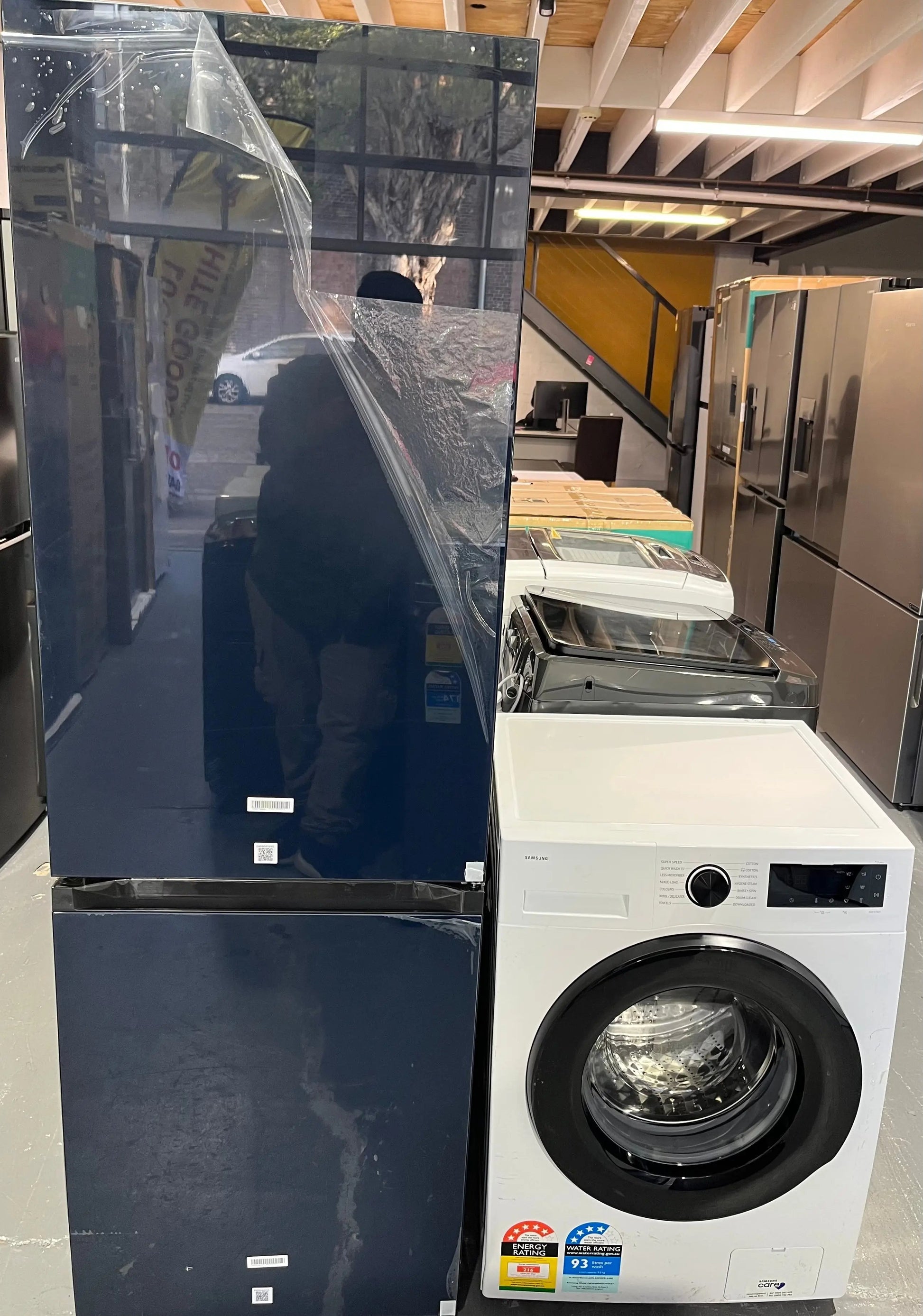 Samsung 339L bottom mount fridge Samsung 9 kgs washing machine Samsung microwave | ALEXANDRIA