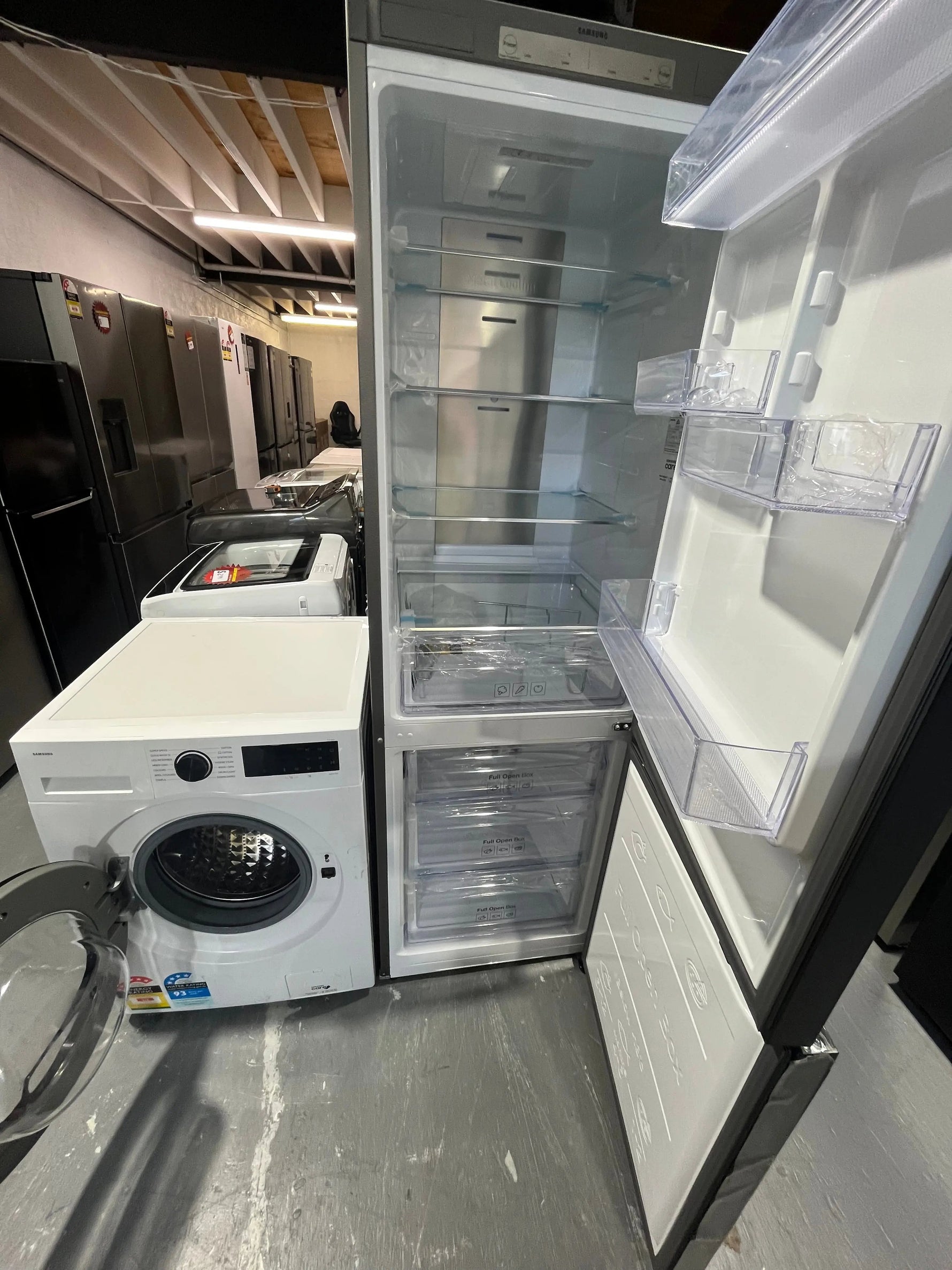 Samsung 339L bottom mount fridge Samsung 9 kgs washing machine Samsung microwave | ALEXANDRIA