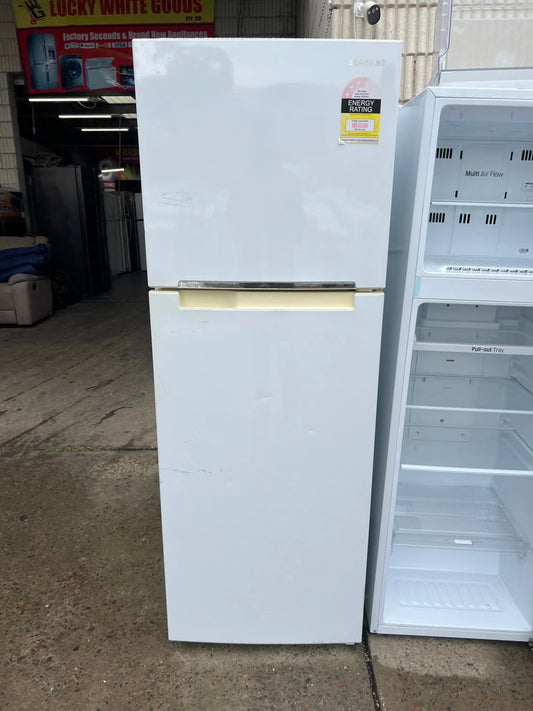 Samsung 340 litres fridge freezer | SYDNEY