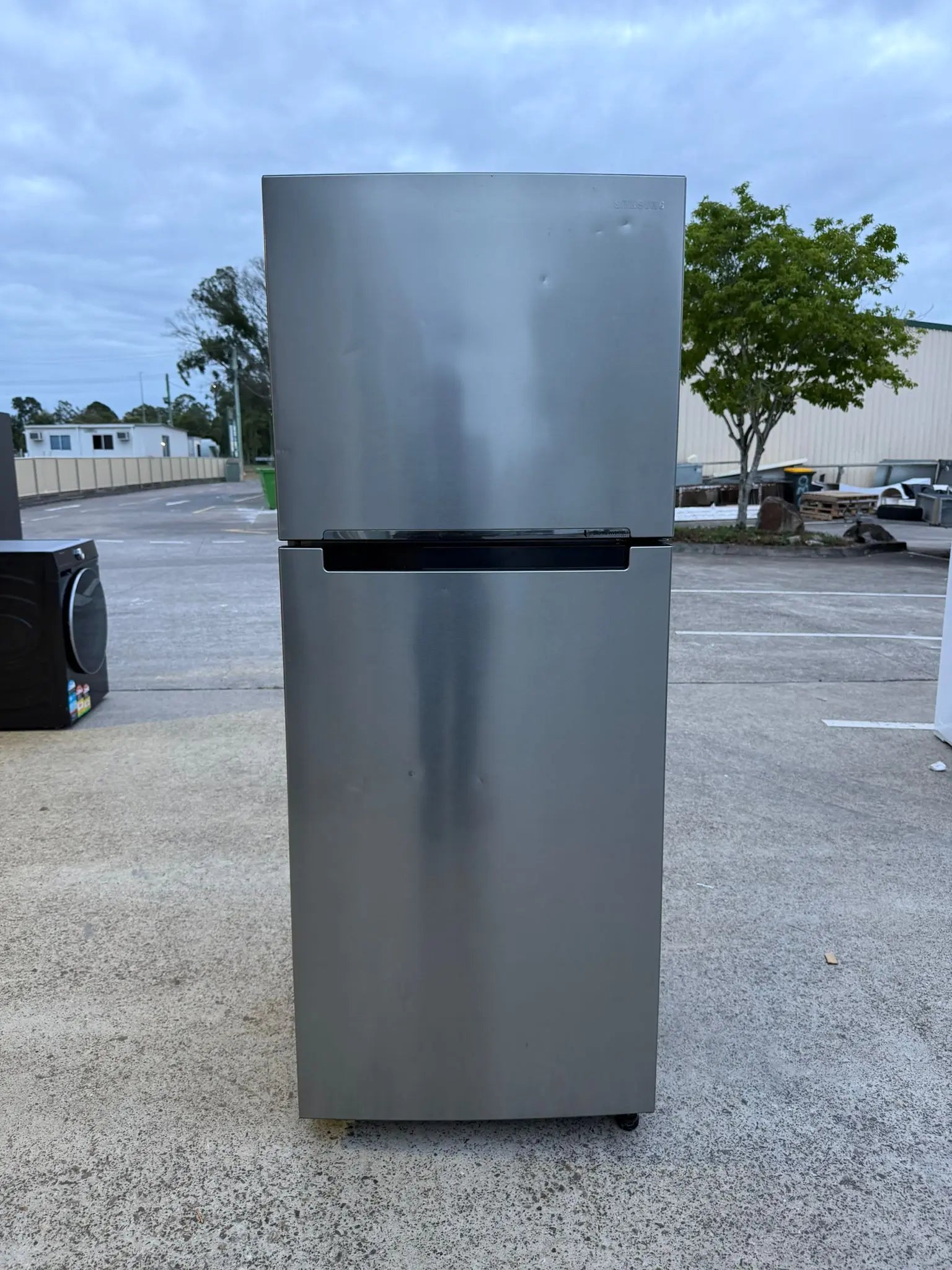 Samsung 393L Top Mount Fridge Freezer – Refurbished | SR393MLSR | BRISBANE