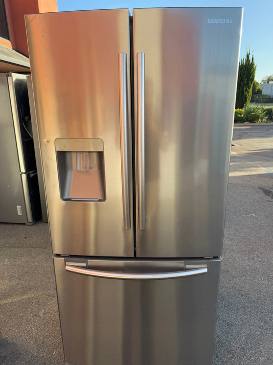 Samsung 583 litres fridge freezer | PERTH