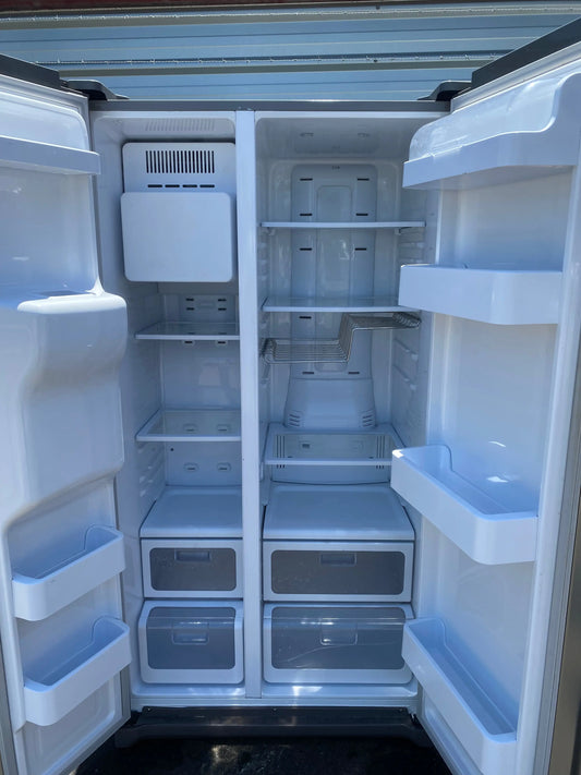 Samsung 585 litres fridge freezer | PERTH