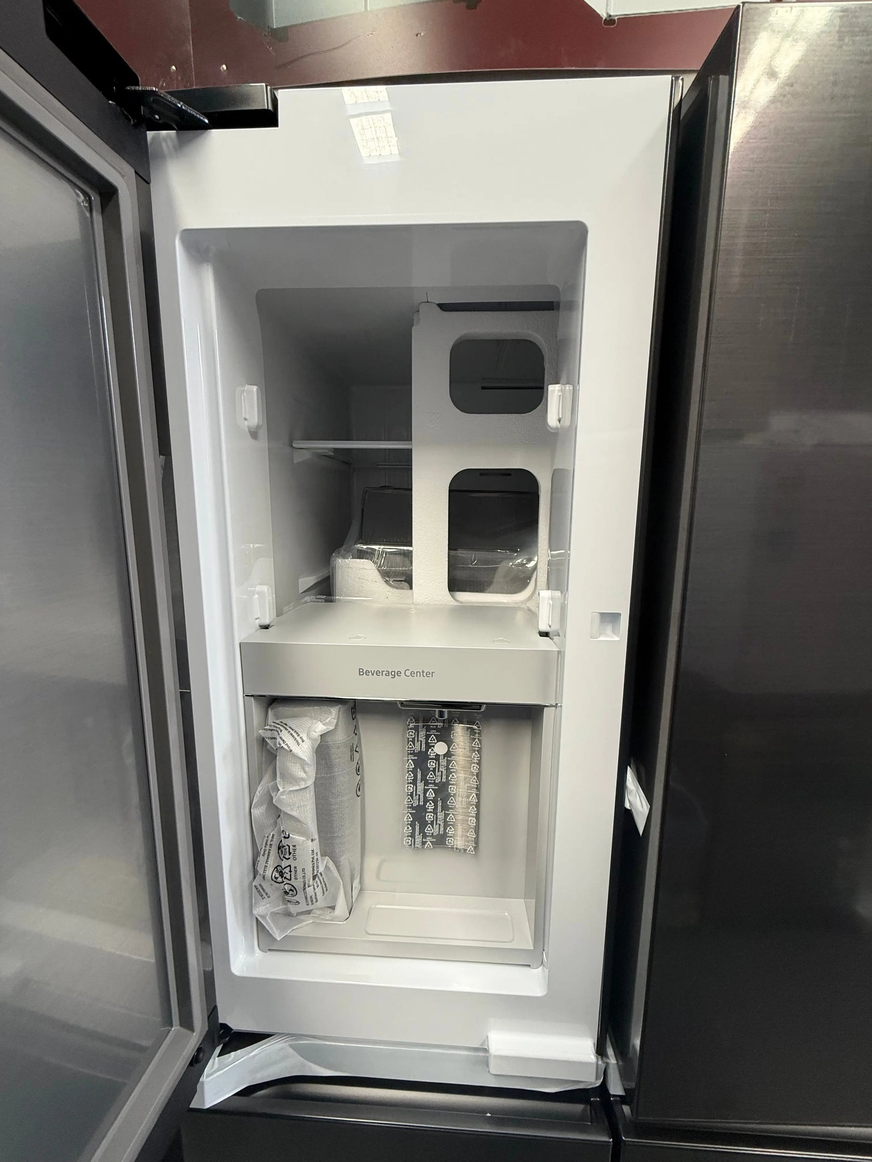 Samsung 648L French Door Fridge – Factory Seconds | SRF7500BB | MELBOURNE
