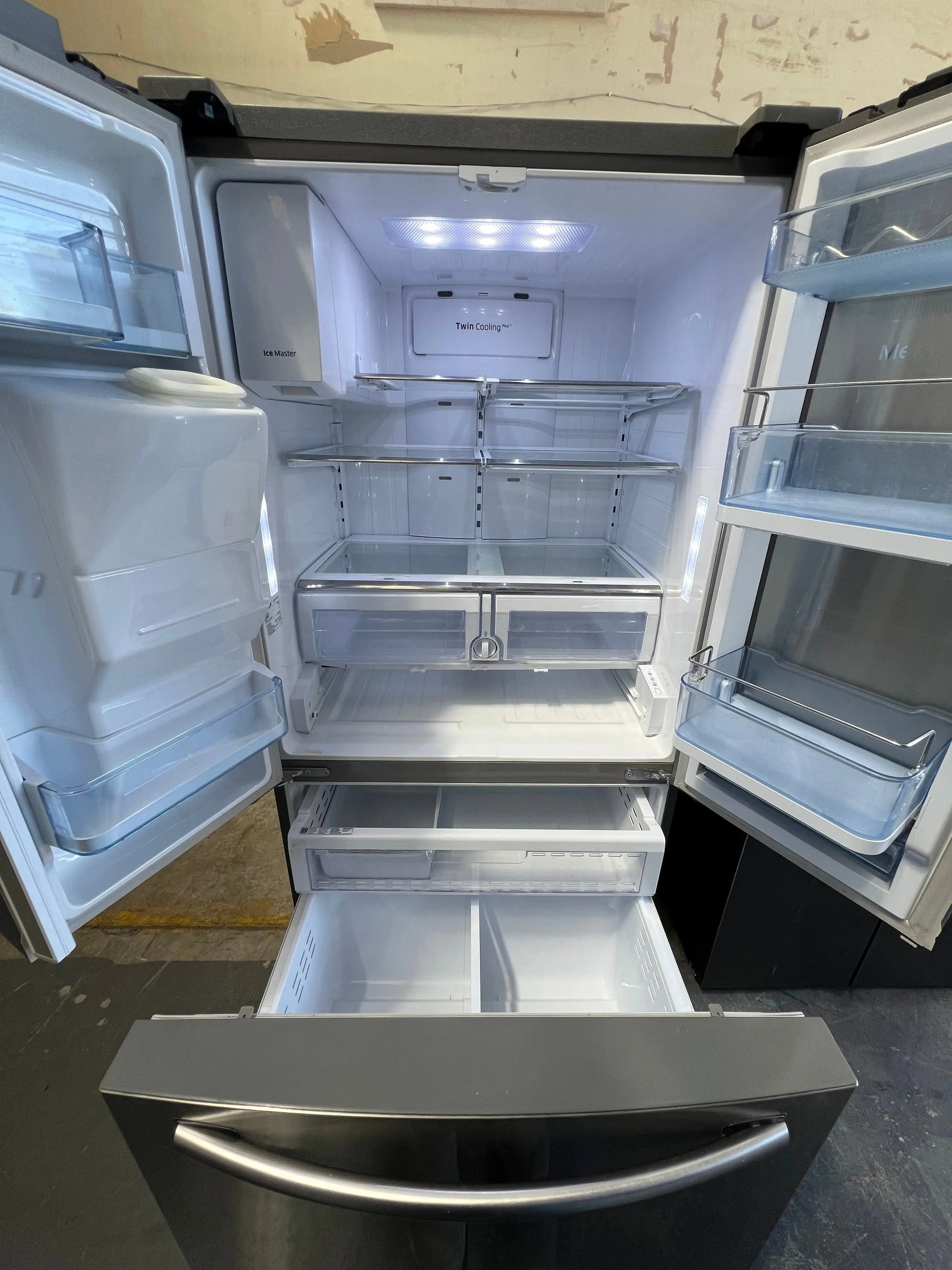 Samsung 650 litres fridge freezer | ADELAIDE