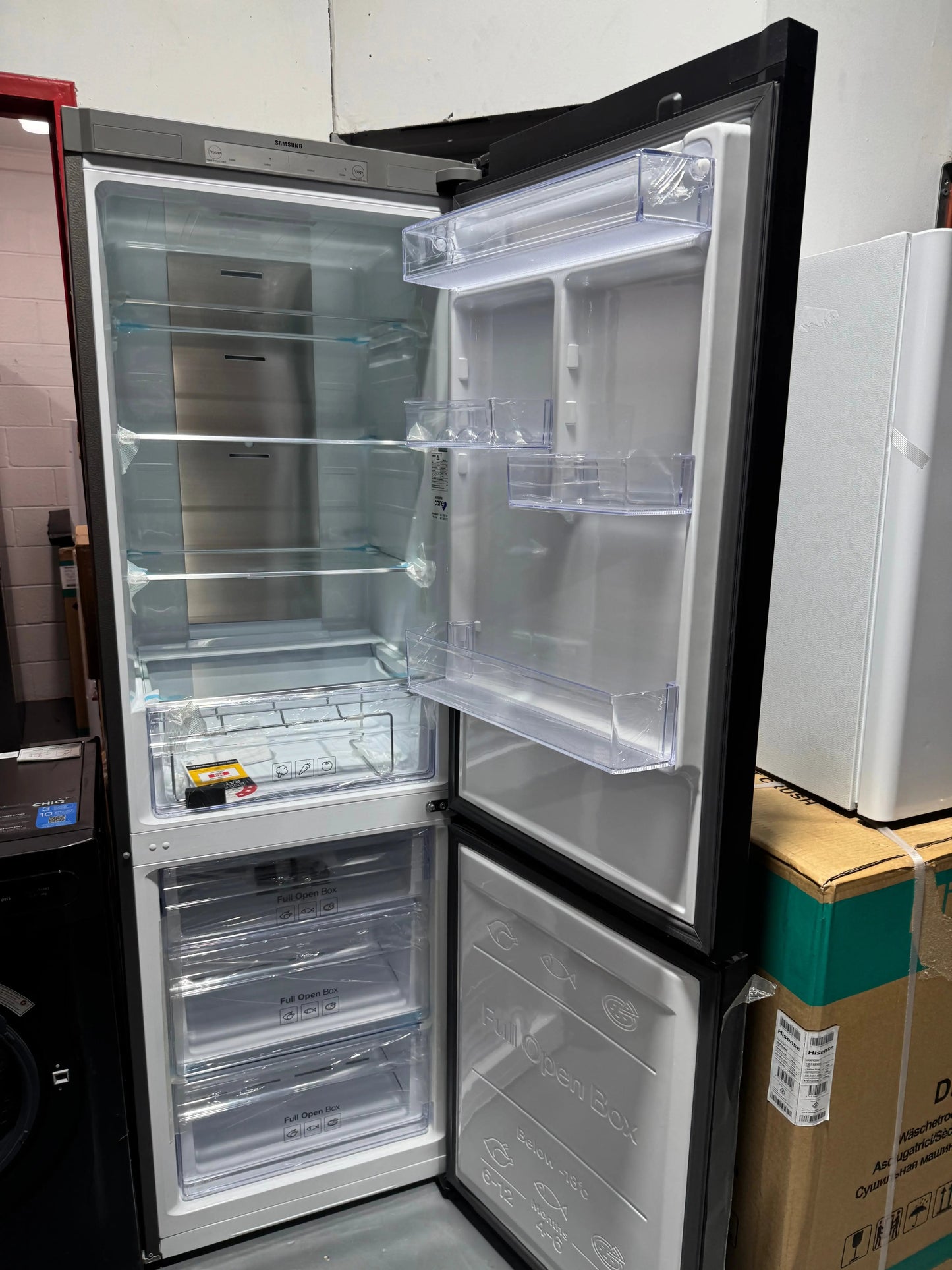 Samsung Bespoke 339L Modular Bottom Mount Fridge SRLX4100N and CHIQ 8kg Front Loader Washing Machine | SYDNEY