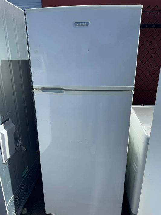 Simpson 393L Fridge Freezer | PERTH