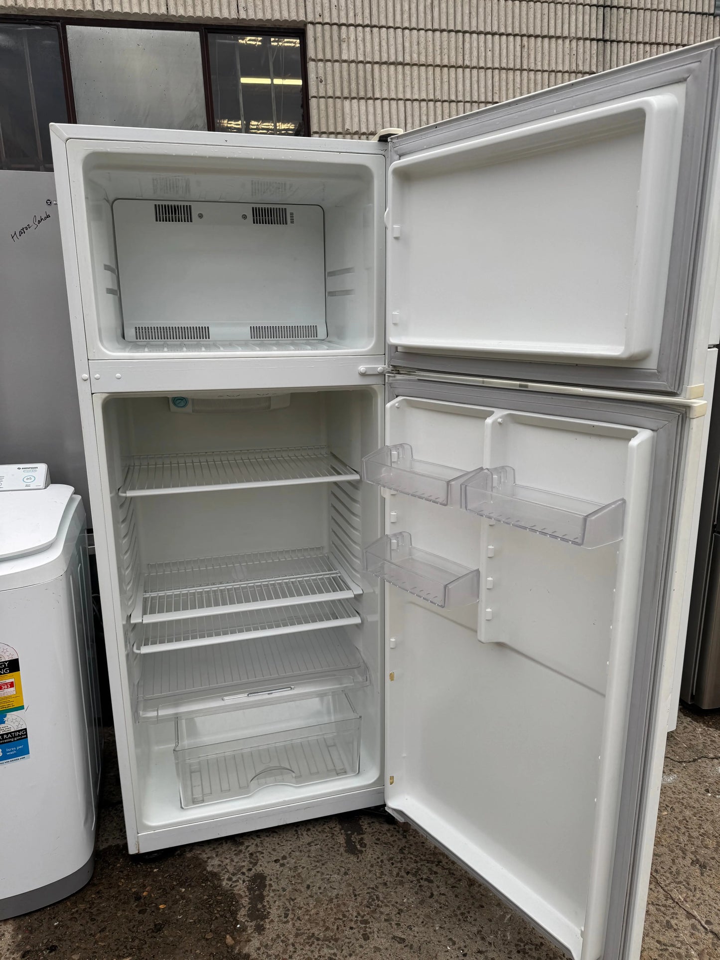 Simpson combo 5.5 kg washer and 392 litres fridge freezer | SYDNEY