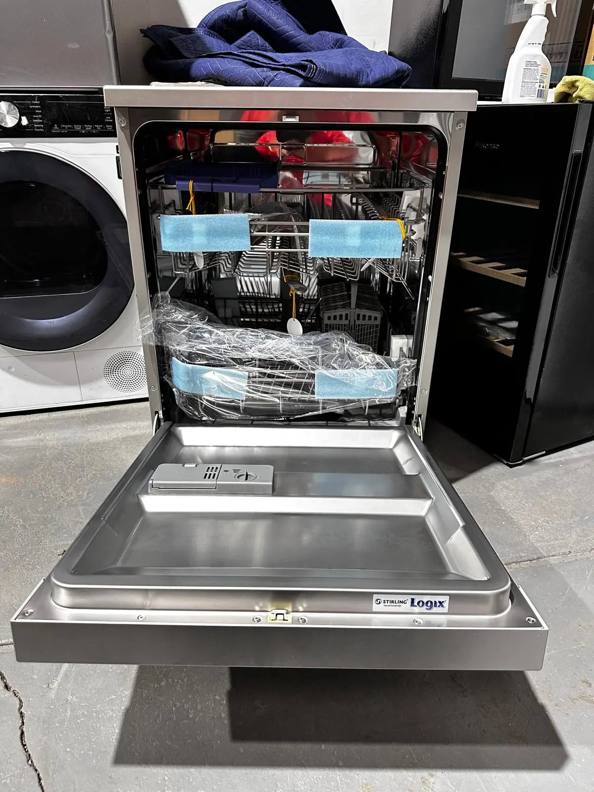 Sterling 14 Place Settings Dishwasher – Factory Seconds | ADELAIDE