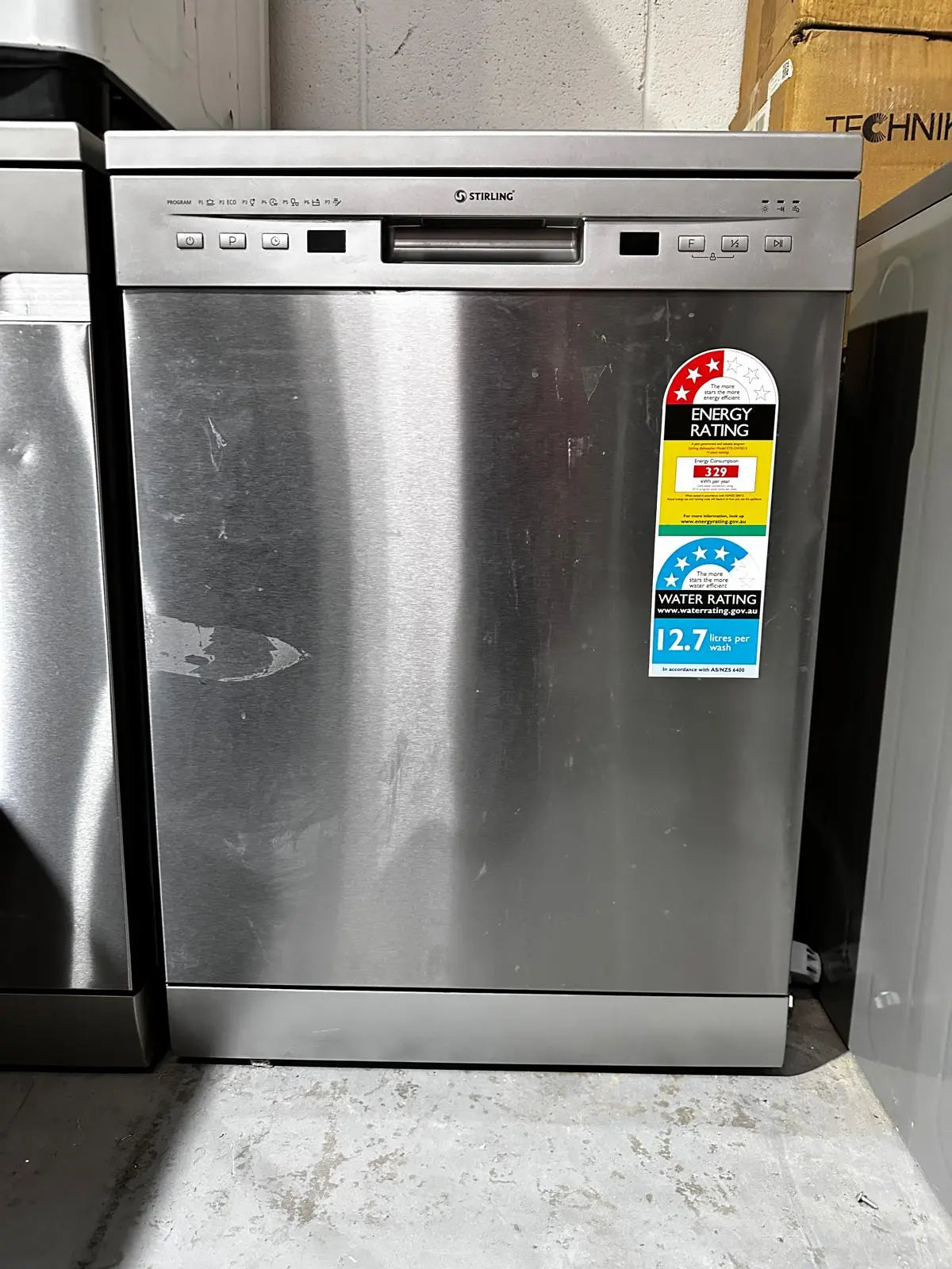 Sterling 14 Place Settings Dishwasher – Refurbished | ADELAIDE