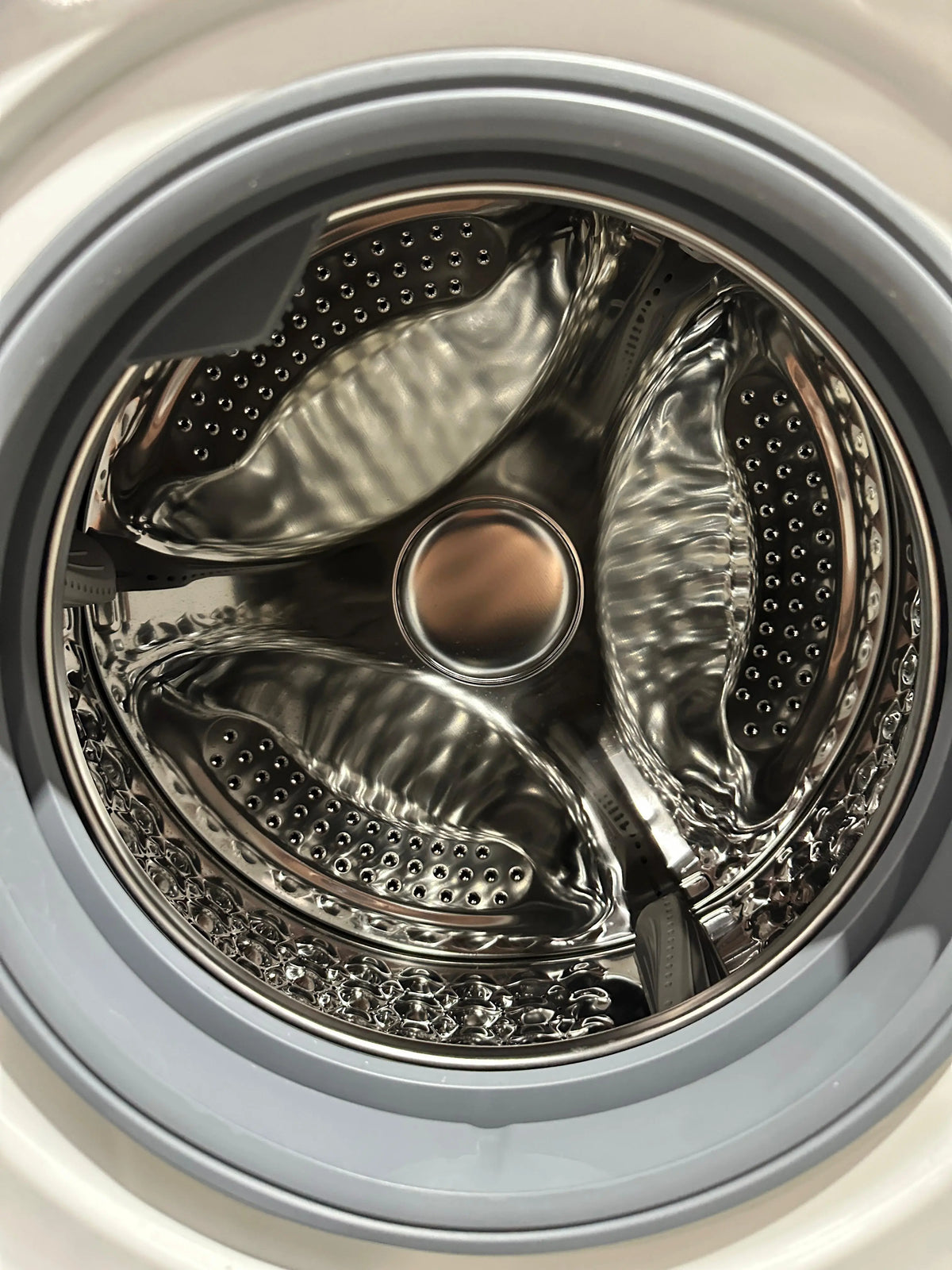 Stirling 6kg Front Load Washing Machine STR-FLW6W – Refurbished | ADELAIDE