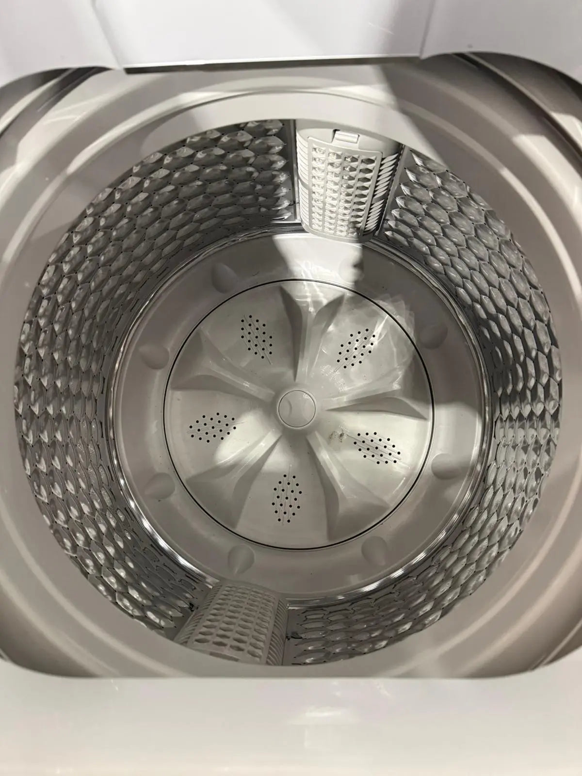 TCL 9kg Top Load Washing Machine – Factory Seconds