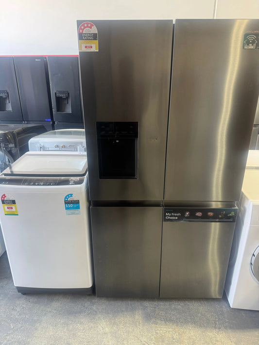 TCL 9kgs washing machine & Hisense 640L fridge freezer | PERTH