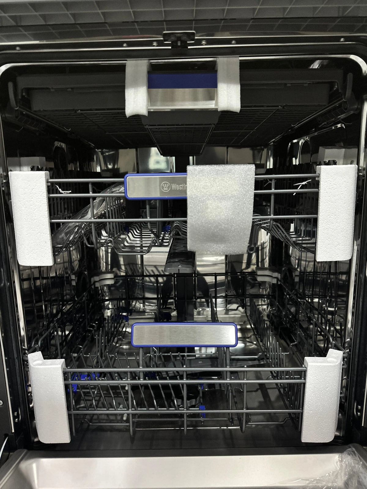 Westinghouse 15 Place Setting Dishwasher – Factory Second | ADELAIDE