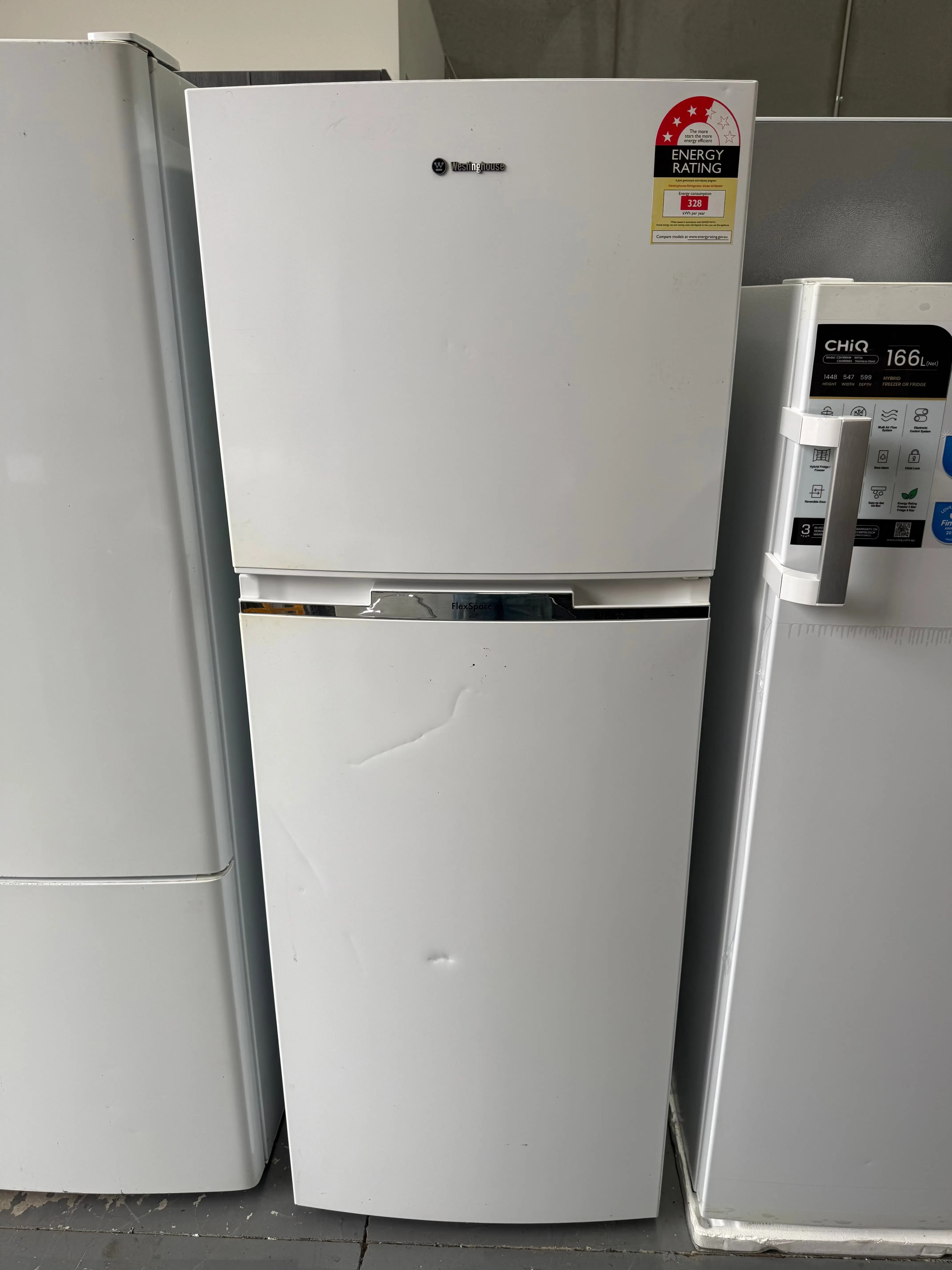 Westinghouse 340L Top Mount Fridge – Refurbished | WTB3400 | MELBOURNE