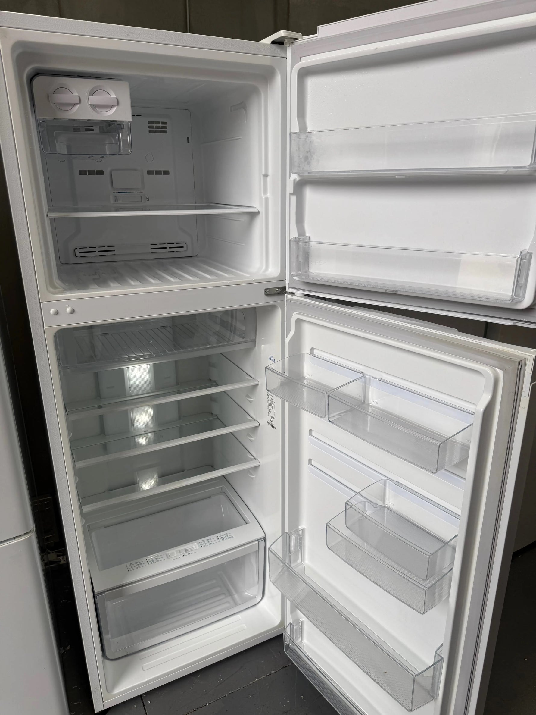 Westinghouse 340L Top Mount Fridge – Refurbished | WTB3400 | MELBOURNE