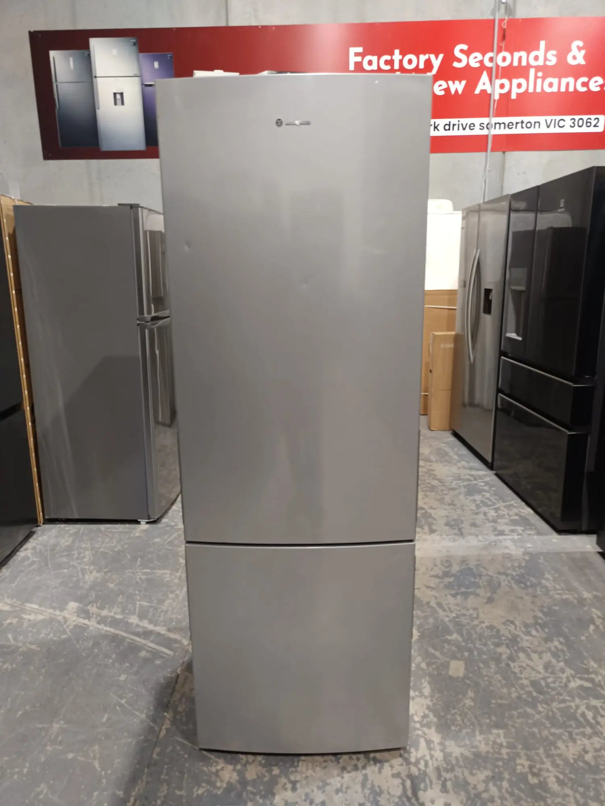 Westinghouse 370L Bottom Mount Refrigerator – Refurbished | MELBOURNE