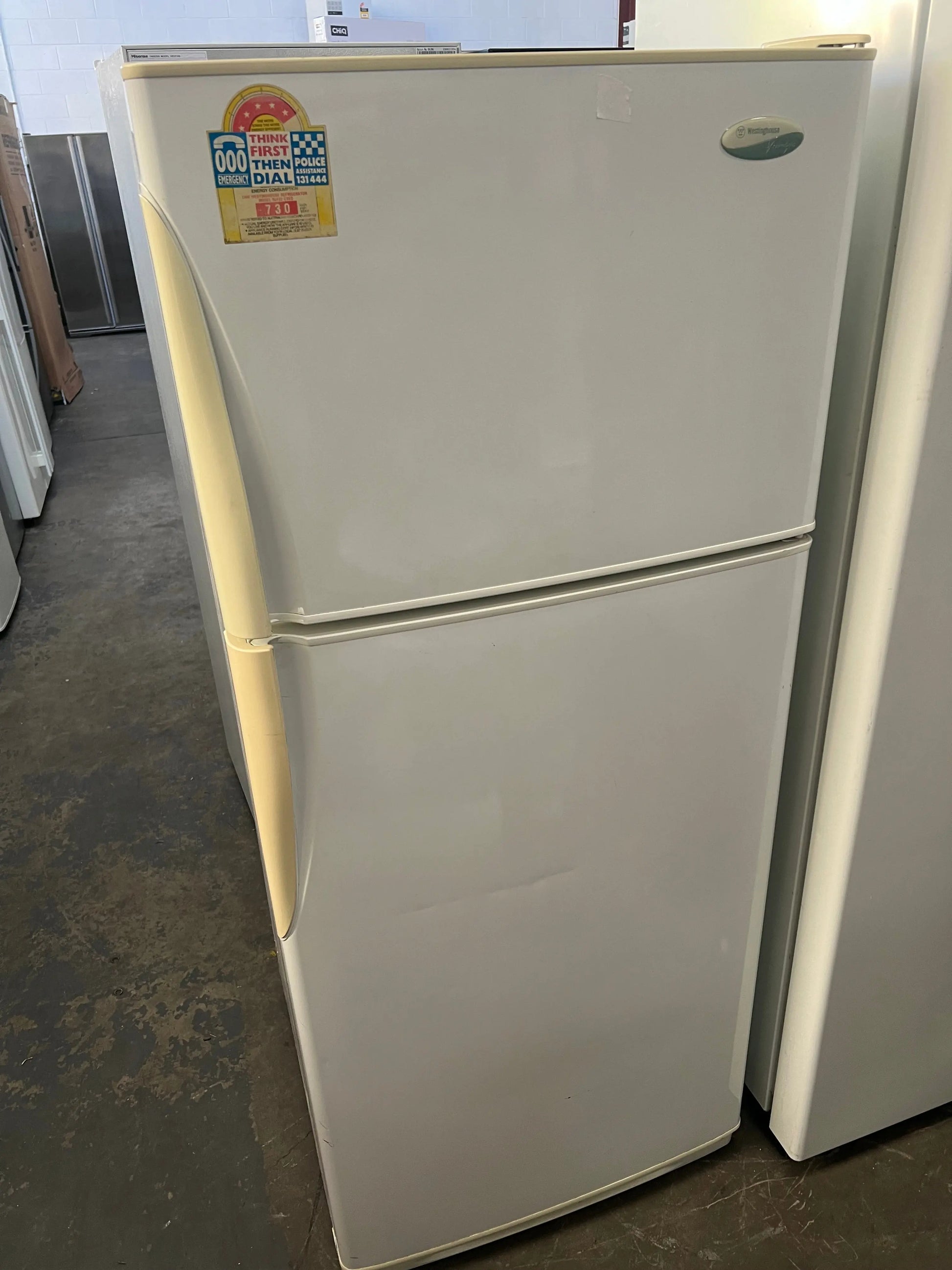 Westinghouse 420 litres fridge freezer | ADELAIDE