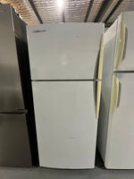 Westinghouse 420L Top Mount Fridge Freezer – Refurbished | PERTH