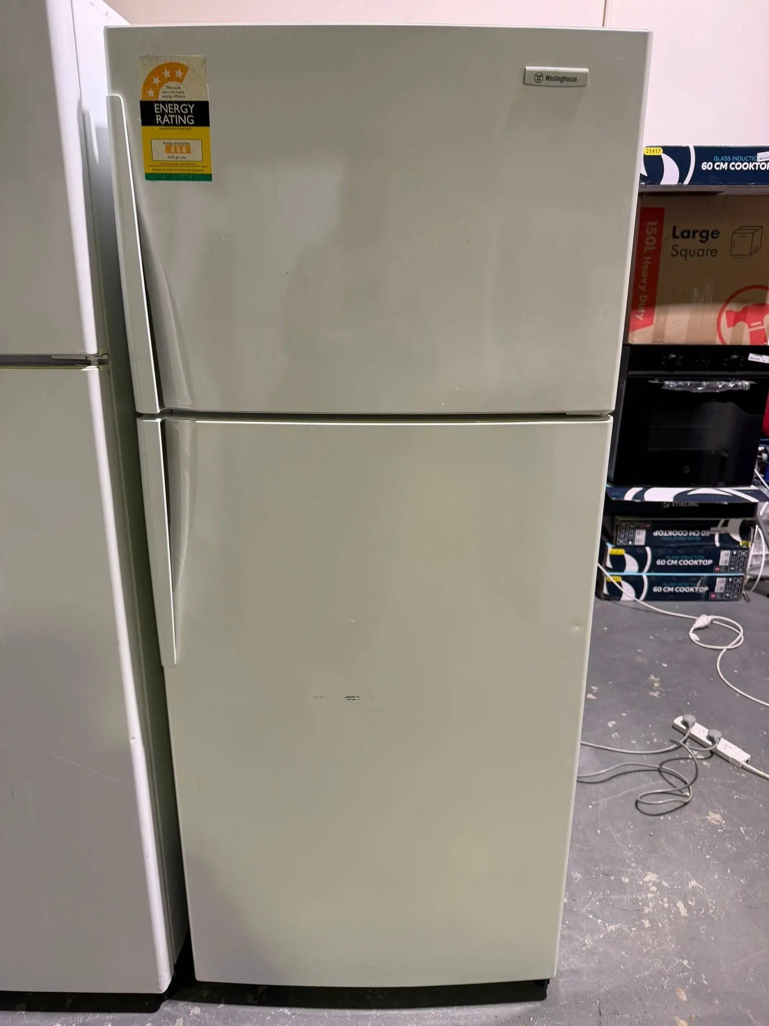 Westinghouse 420L Top Mount Fridge – Refurbished | BRISBANE