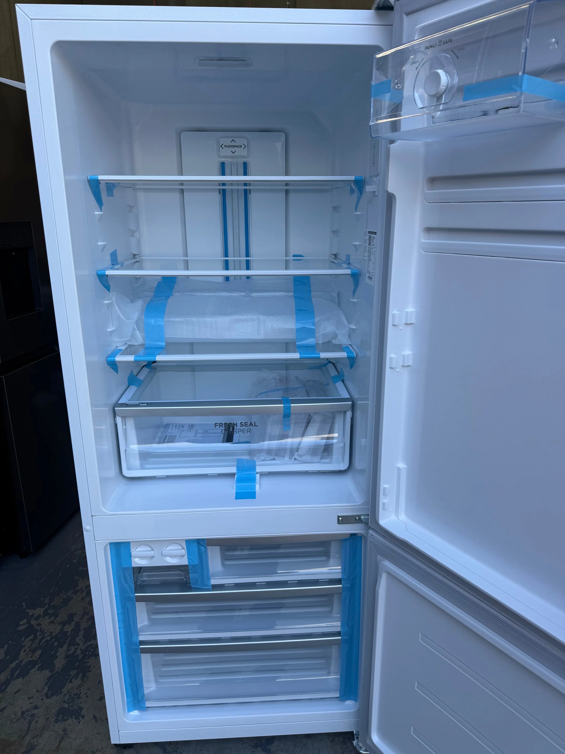 Westinghouse 425L Bottom Mount Fridge – Factory Seconds and Fisher & Paykel 9kg Top Load Washing Machine | MELBOURNE