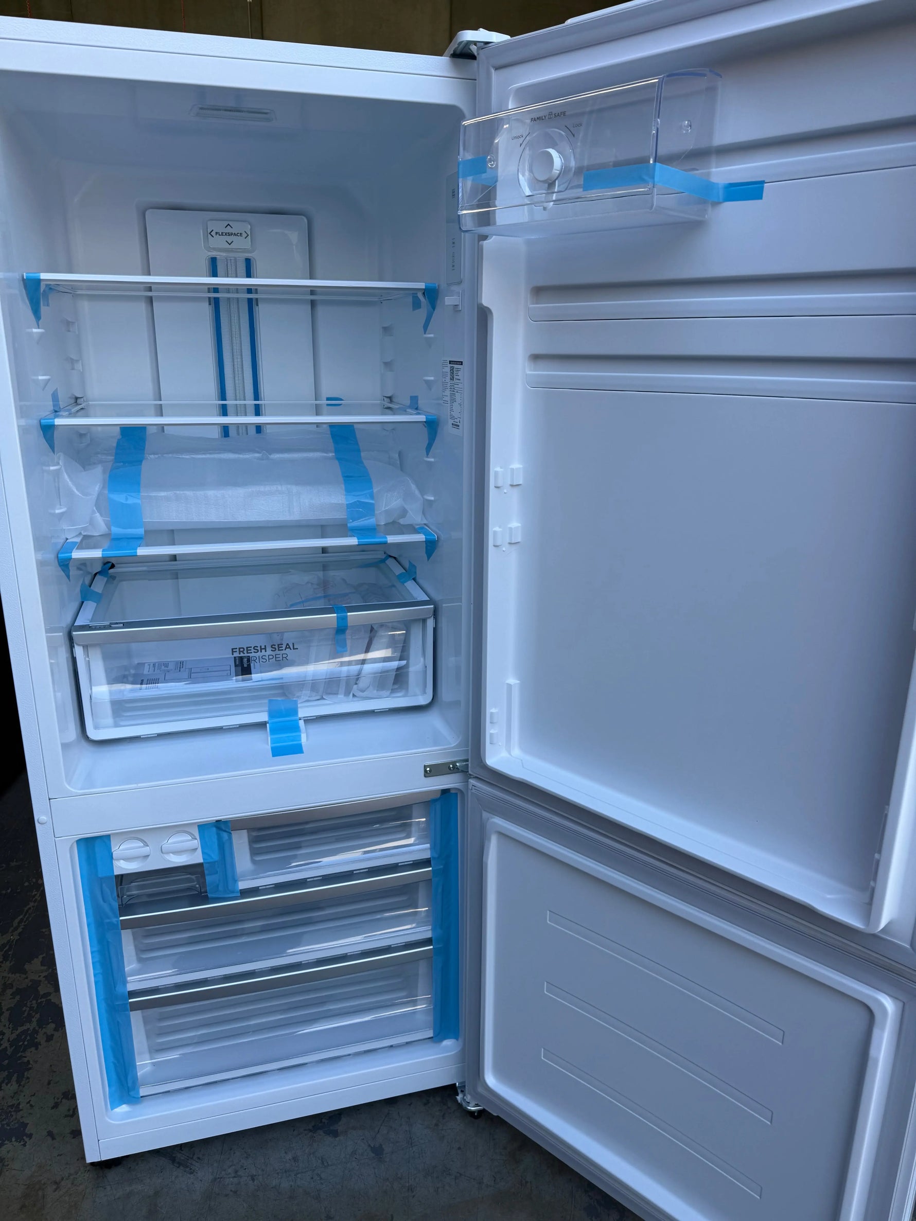 Westinghouse 425L Bottom Mount Fridge – Factory Seconds and Fisher & Paykel 9kg Top Load Washing Machine | MELBOURNE