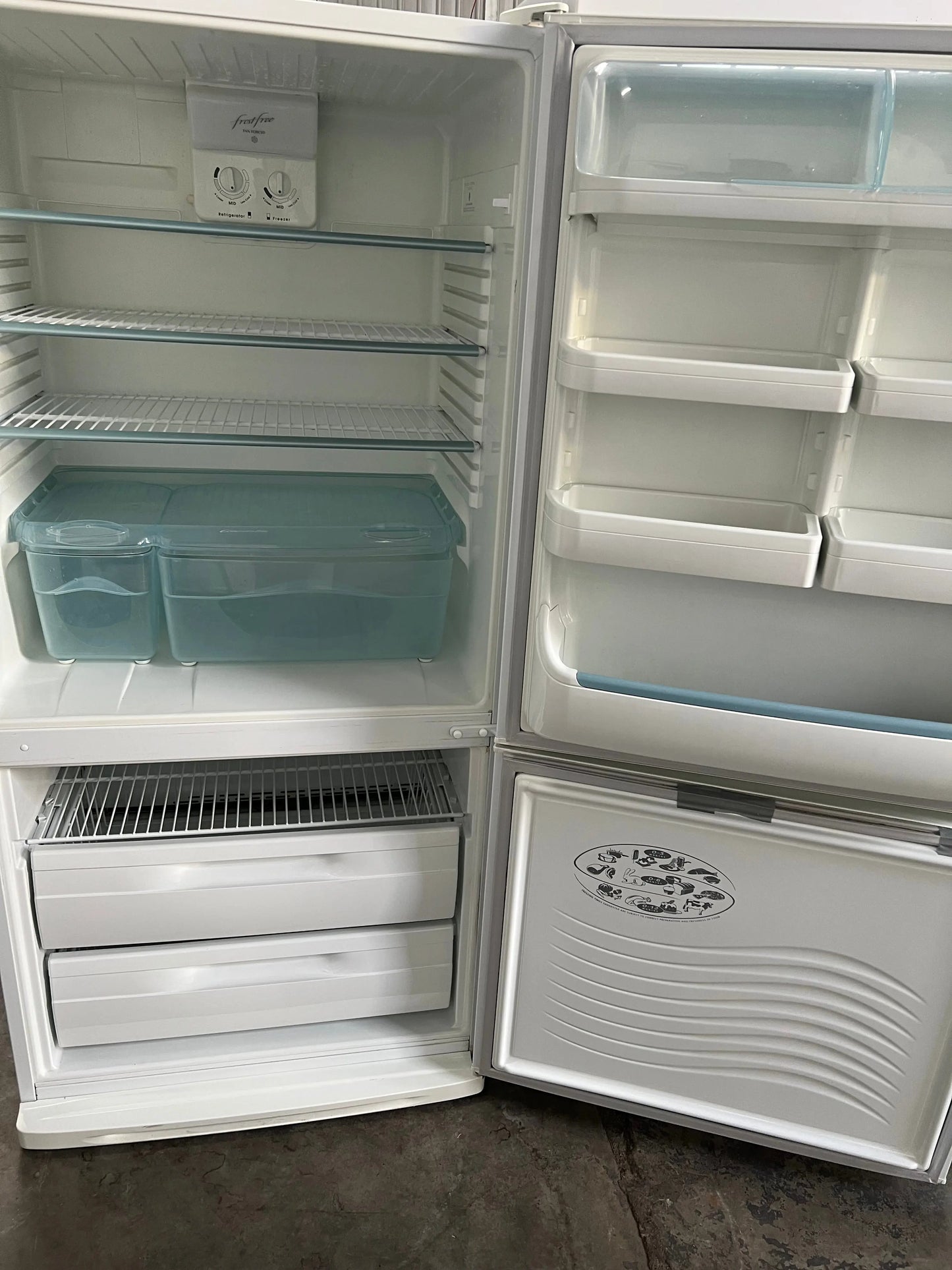 Westinghouse 500 litres fridge freezer | ADELAIDE