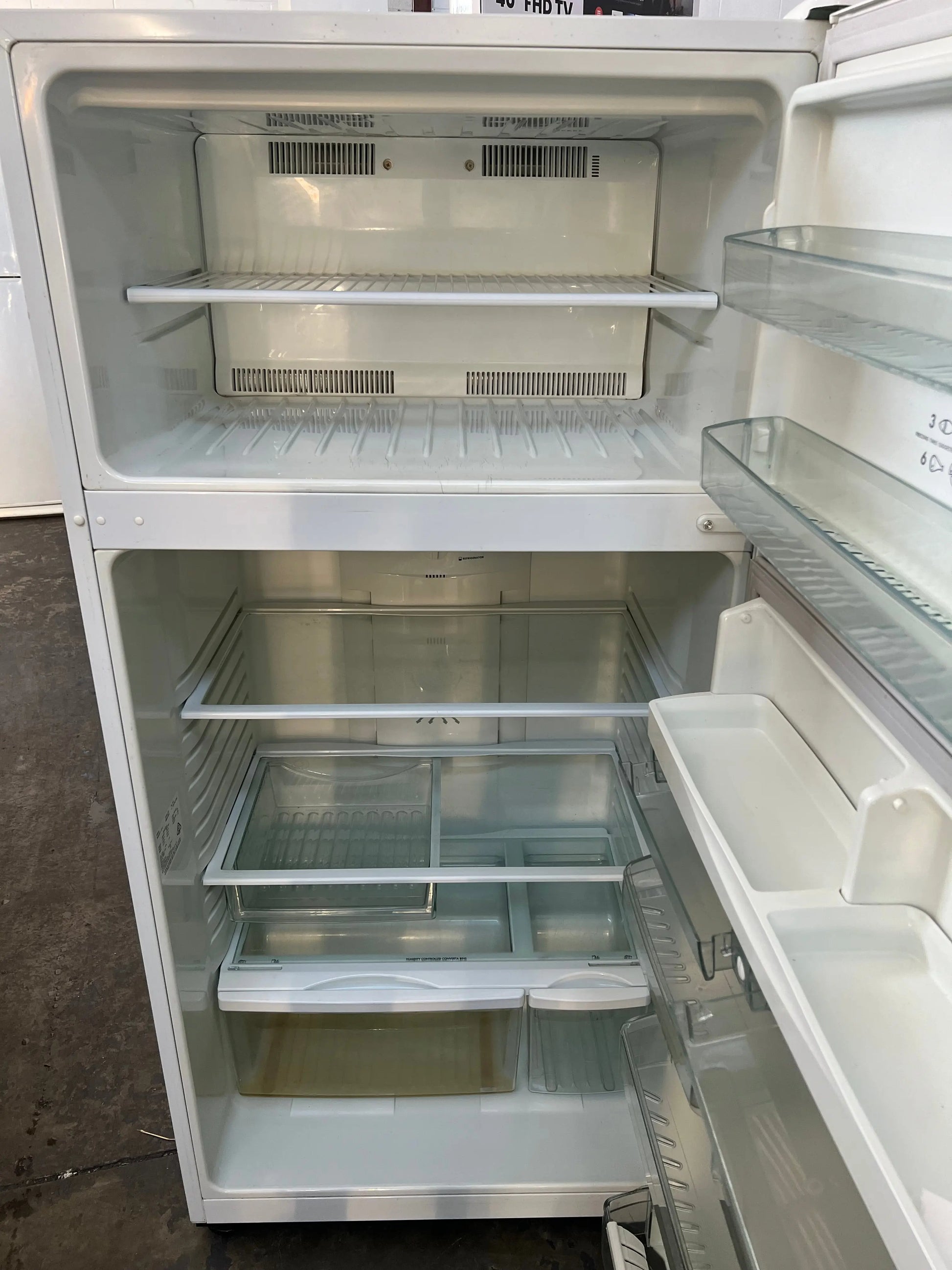 Westinghouse 520 litres fridge freezer | ADELAIDE