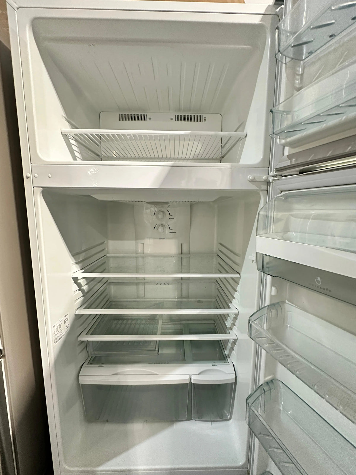 Westinghouse 520L Top Mount Refrigerator – Refurbished | PERTH