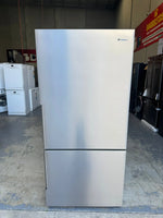 Westinghouse 529L Bottom Mount Fridge Freezer – Refurbished | MELBOURNE