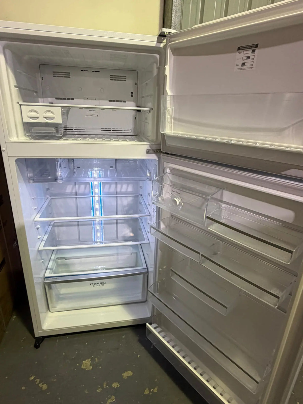 Westinghouse 536L Top Mount Refrigerator – Refurbished | BRISBANE