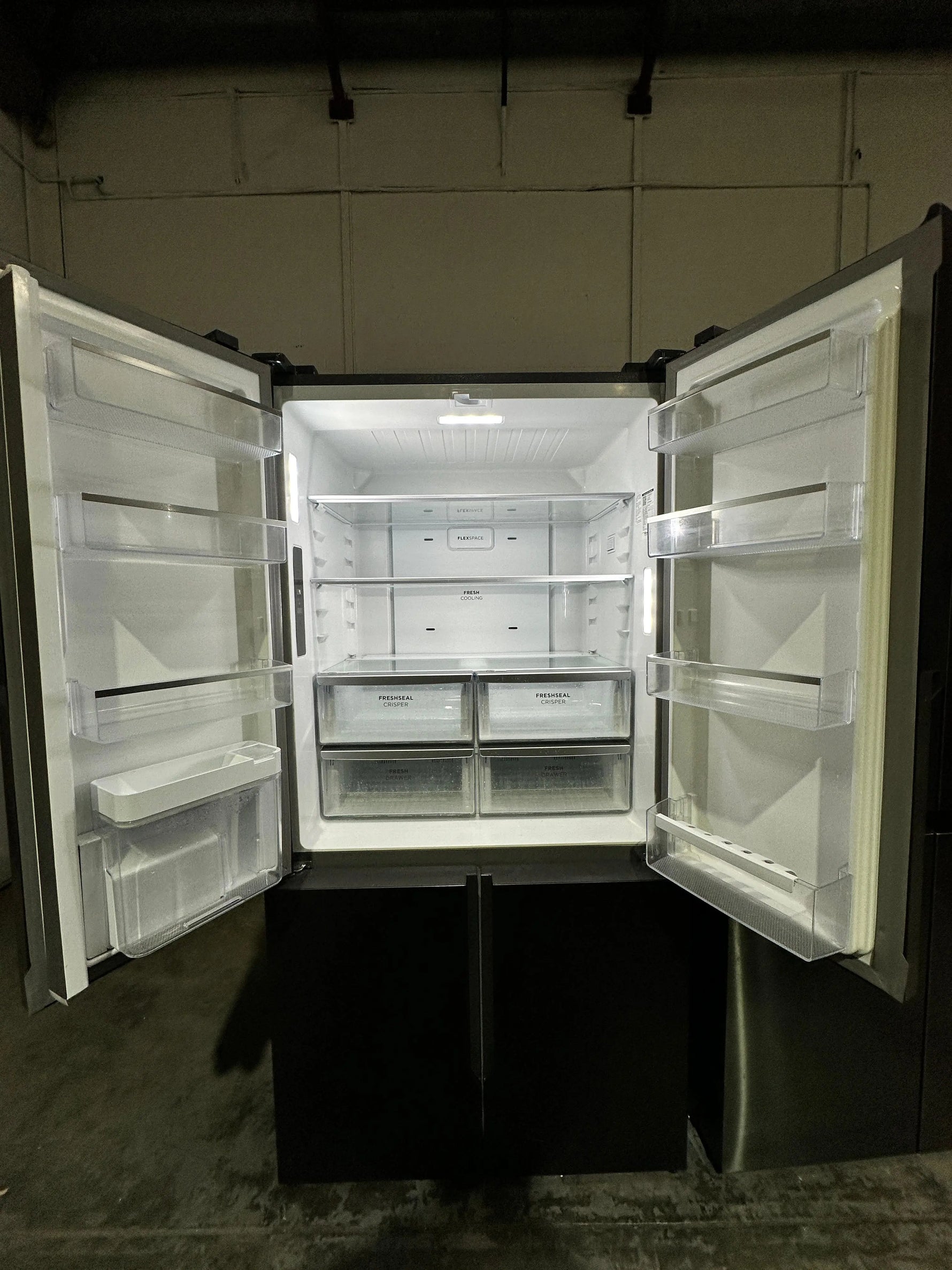 Westinghouse 564L Quad Door Fridge Freezer – Refurbished | ADELAIDE