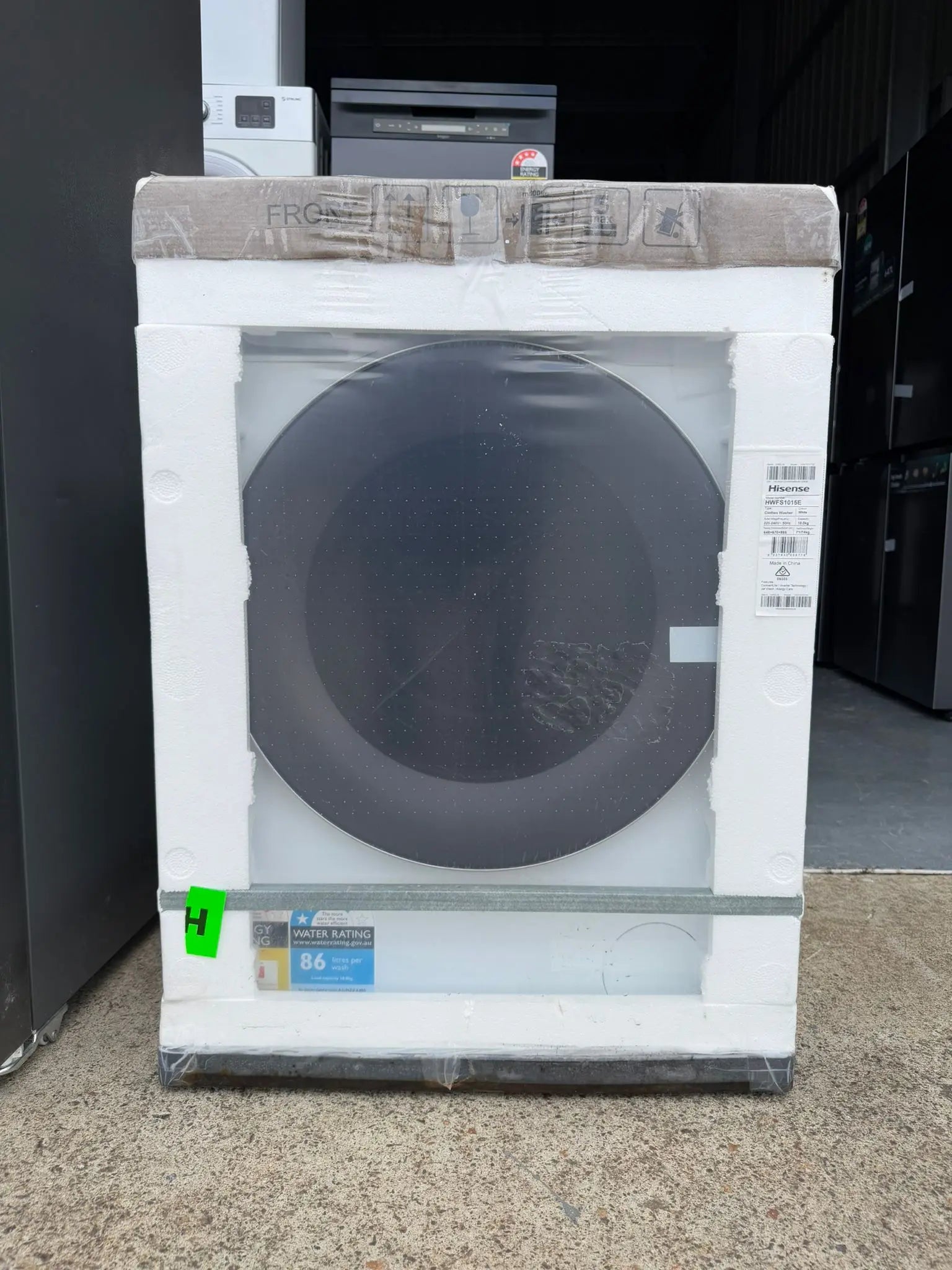 Westinghouse 592L Fridge & Hisense 10kg Washing Machine Combo – Refurbished | BRISBANE