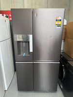 Westinghouse 617L Side-by-Side Fridge – Factory Seconds | WQE6170BB | Lucky white goods