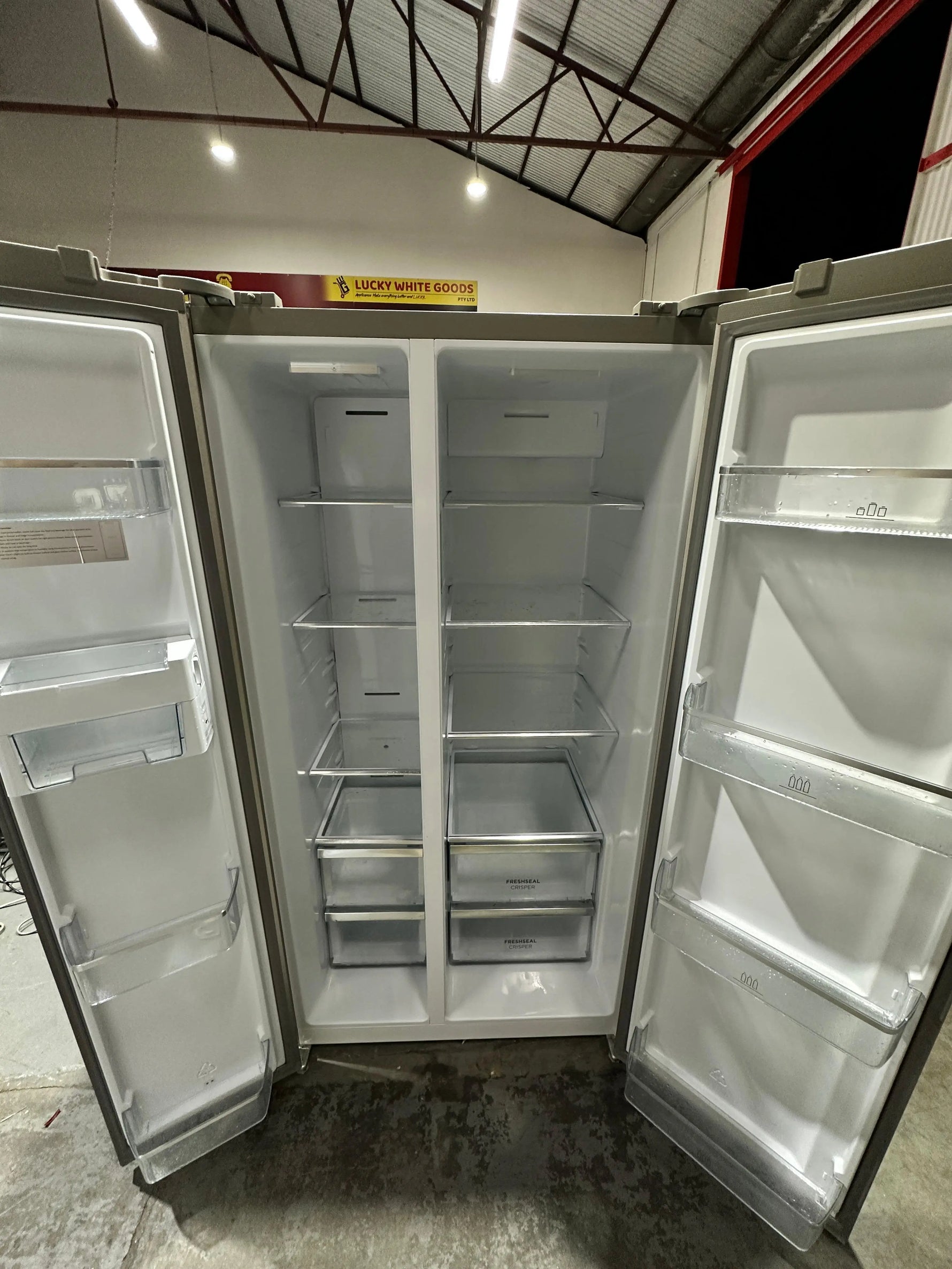 Westinghouse 624L Side-by-Side Fridge – Refurbished | ADELAIDE