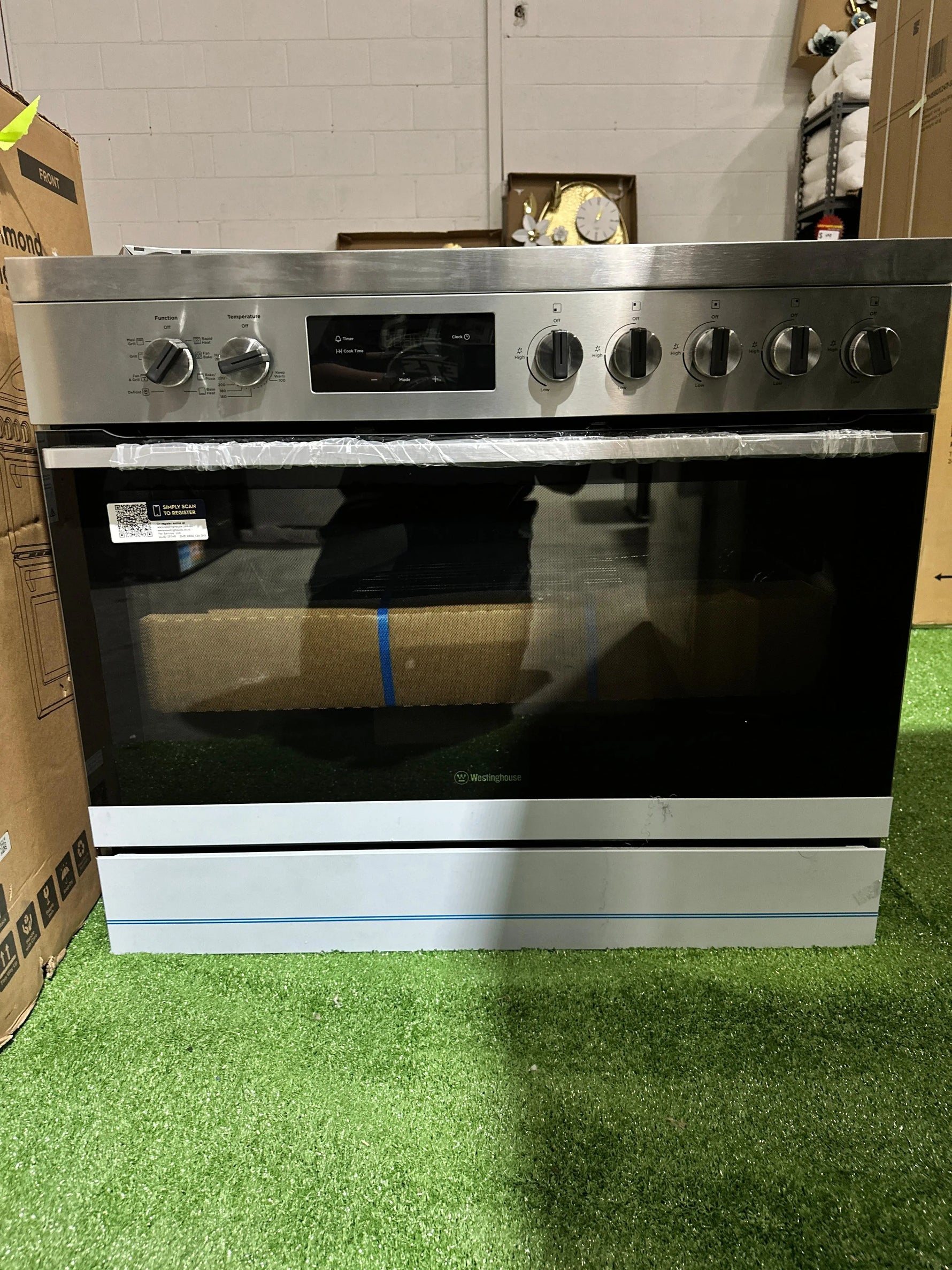 Westinghouse 90cm Dual Fuel Freestanding Oven – Factory Second | ADELAIDE