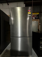Westinghouse 496L Bottom Mount Fridge Freezer – Refurbished