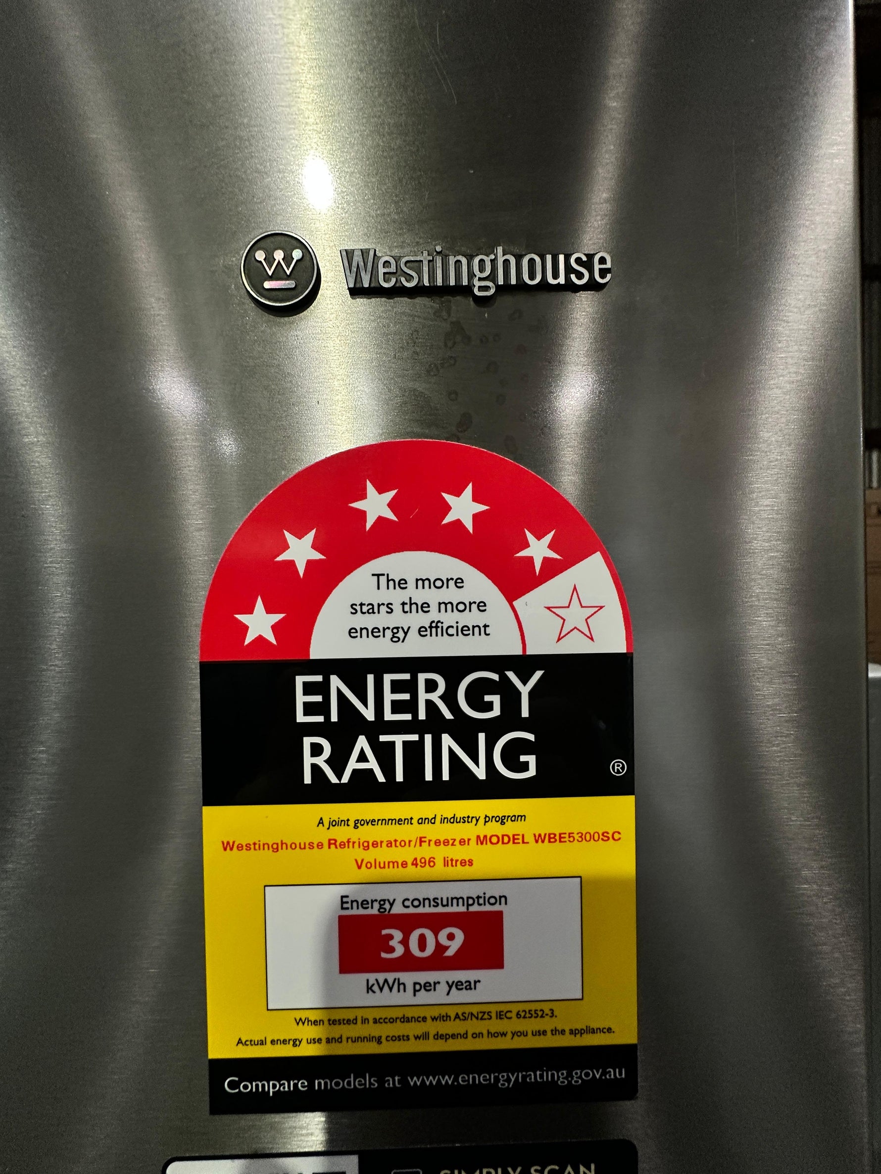 Westinghouse 496L Bottom Mount Fridge Freezer – Refurbished