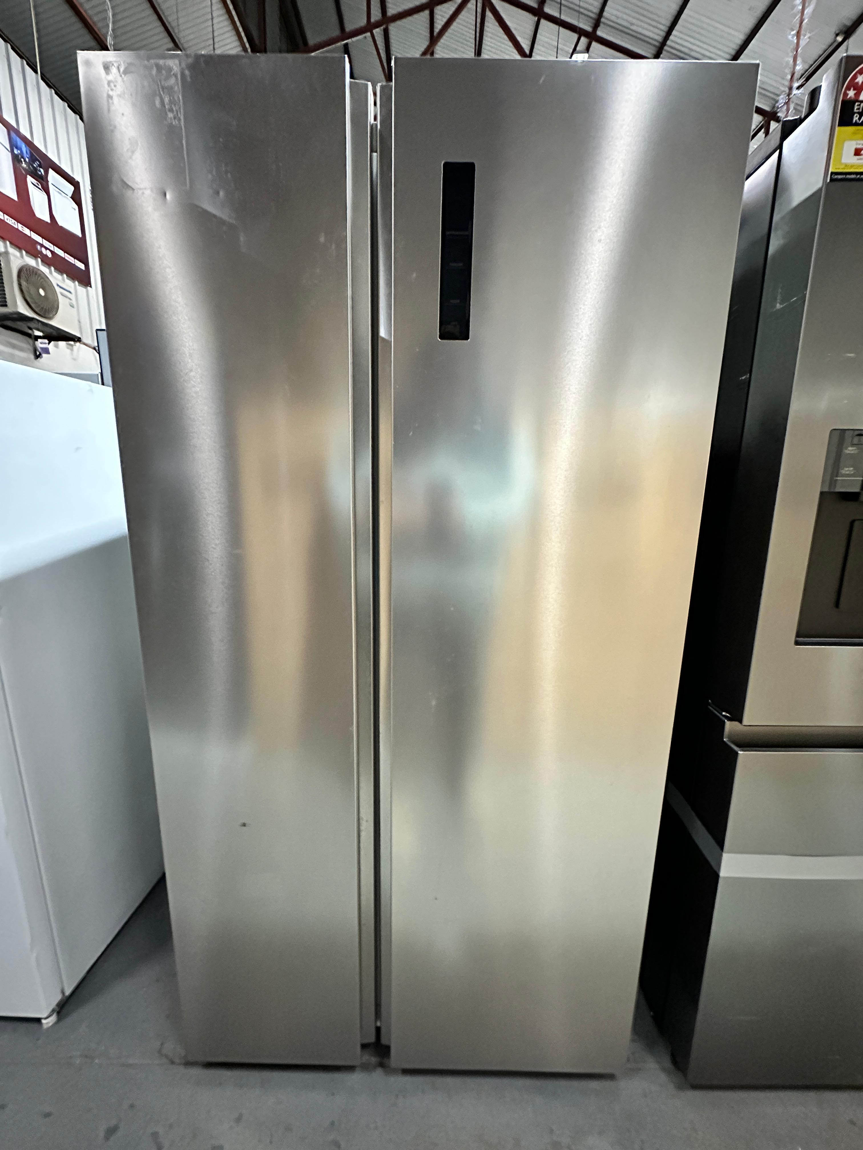 Westinghouse 624L Side by Side Fridge Freezer – Refurbished