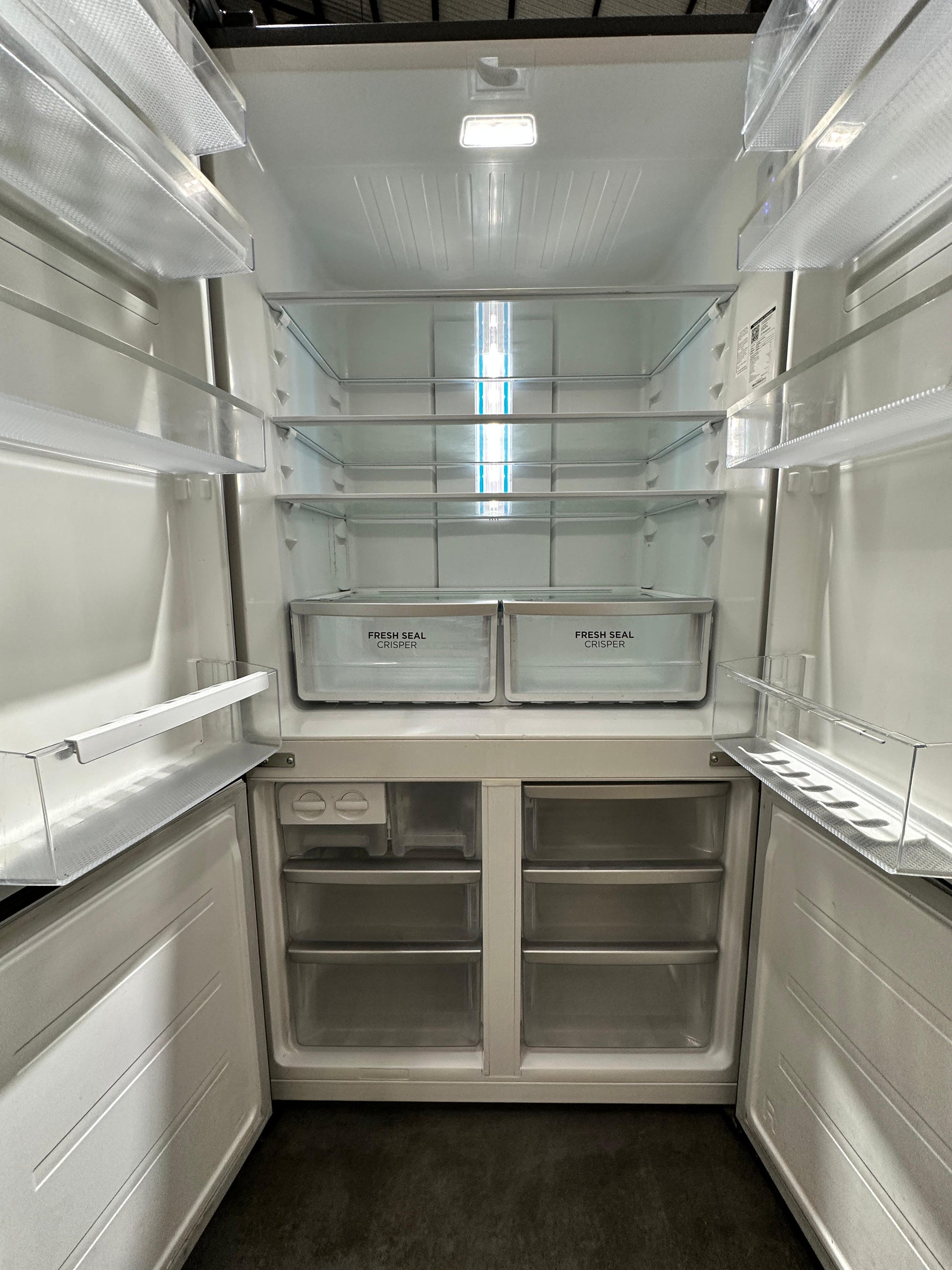 Westinghouse 541L Quad Door Fridge Freezer – Refurbished