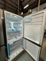 Westinghouse 496L Bottom Mount Fridge Freezer – Factory Seconds