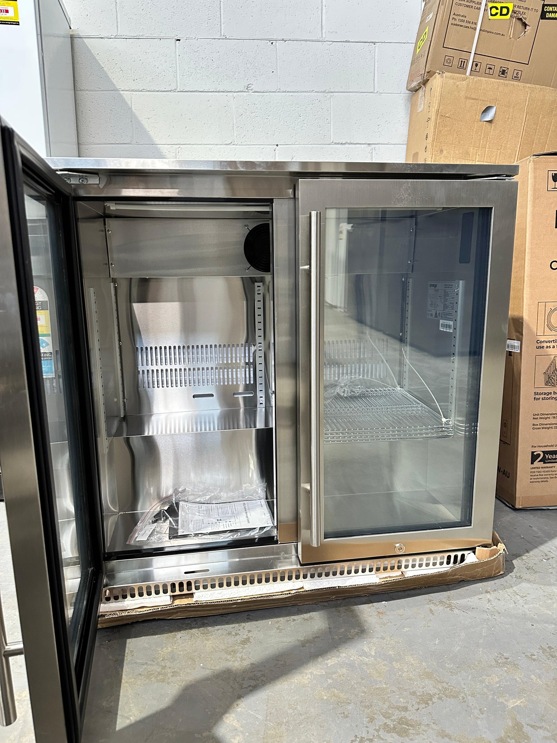 Omega 190L Outdoor Beverage Centre – Factory Seconds