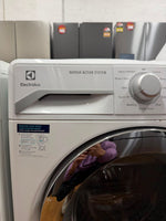 Electrolux 7.5kg Front Load Washer EWF12753 – Refurbished